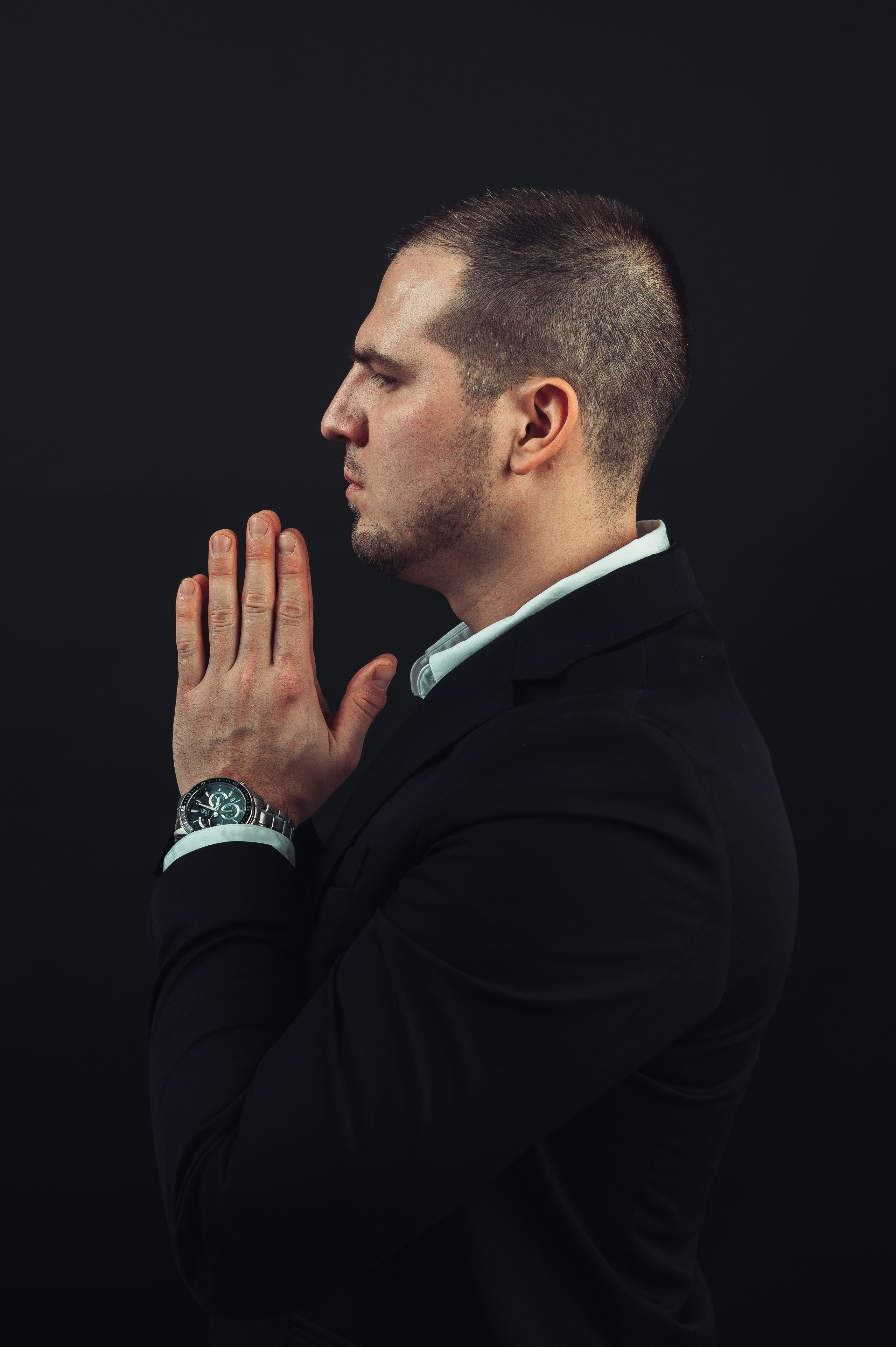 Никита Пустовалов — портретная съёмка. Иван Кубик — фотограф и видеограф