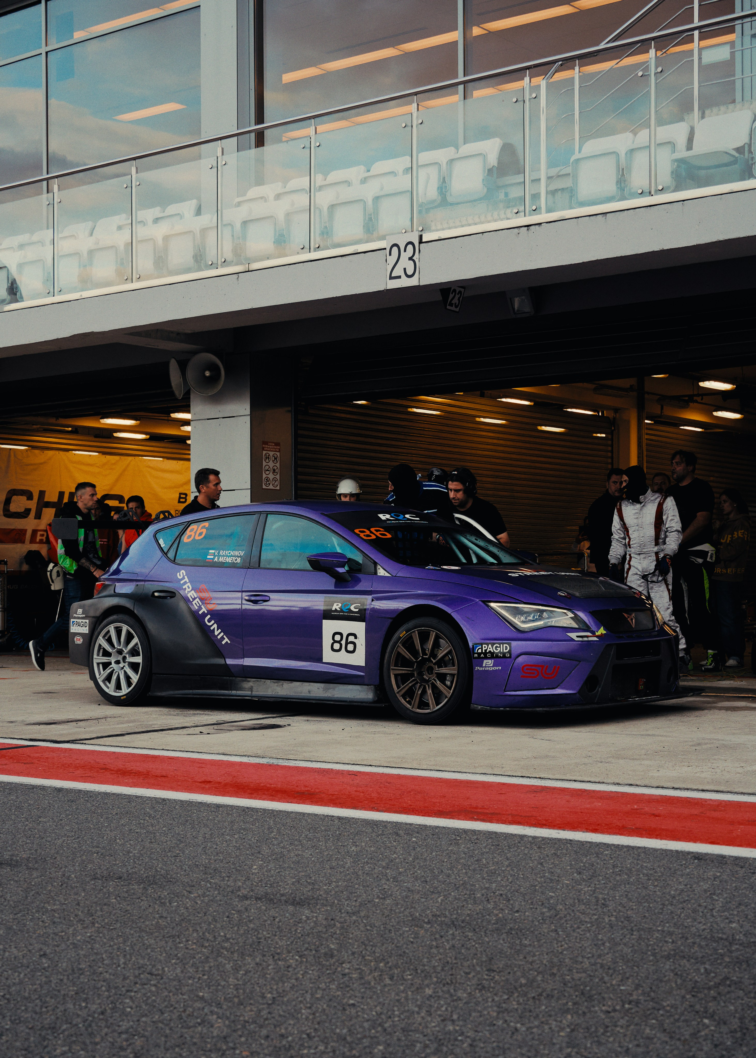 REC 2025. Автомобильный и коммерческий фотограф Москва