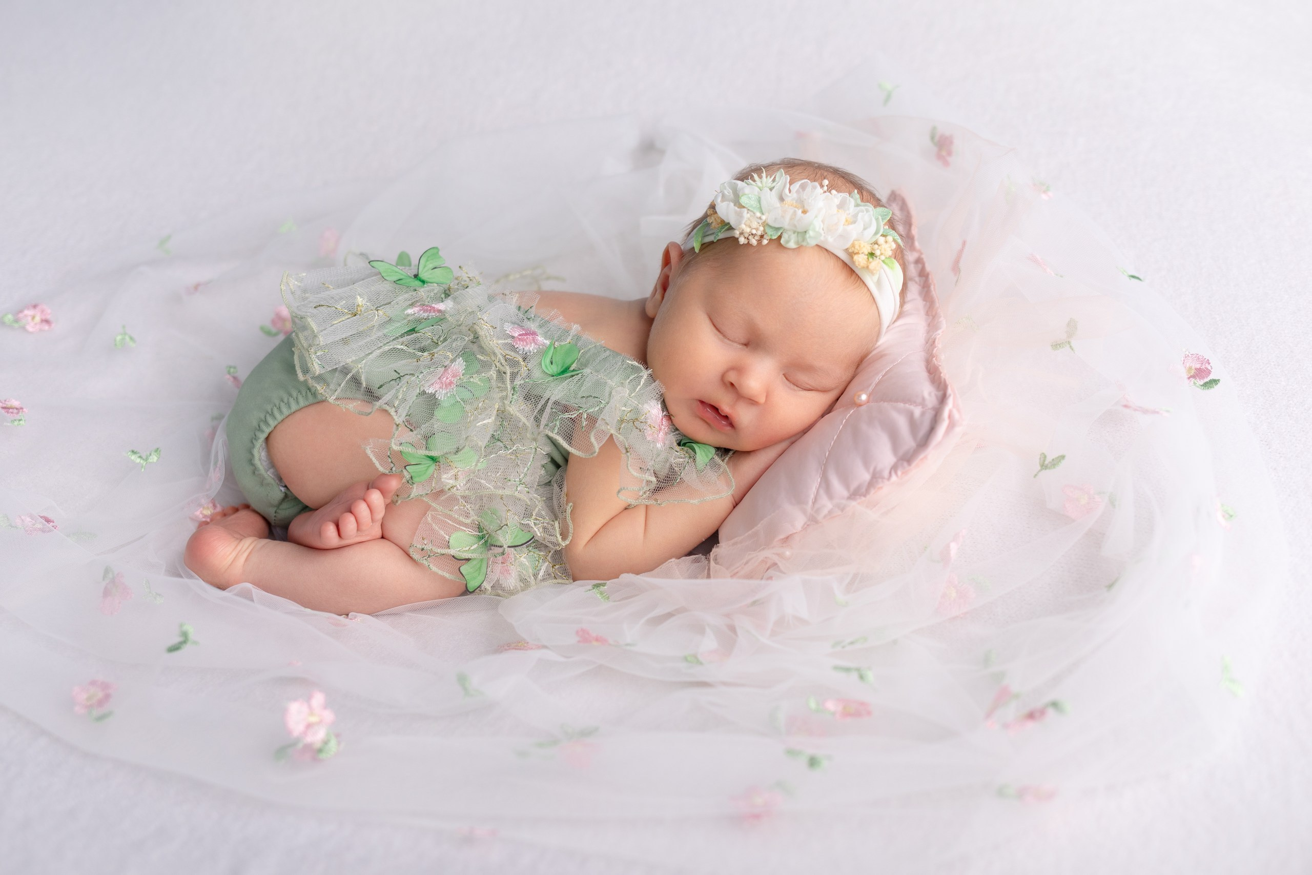 Newborn. Фотограф новорождённых в Самаре