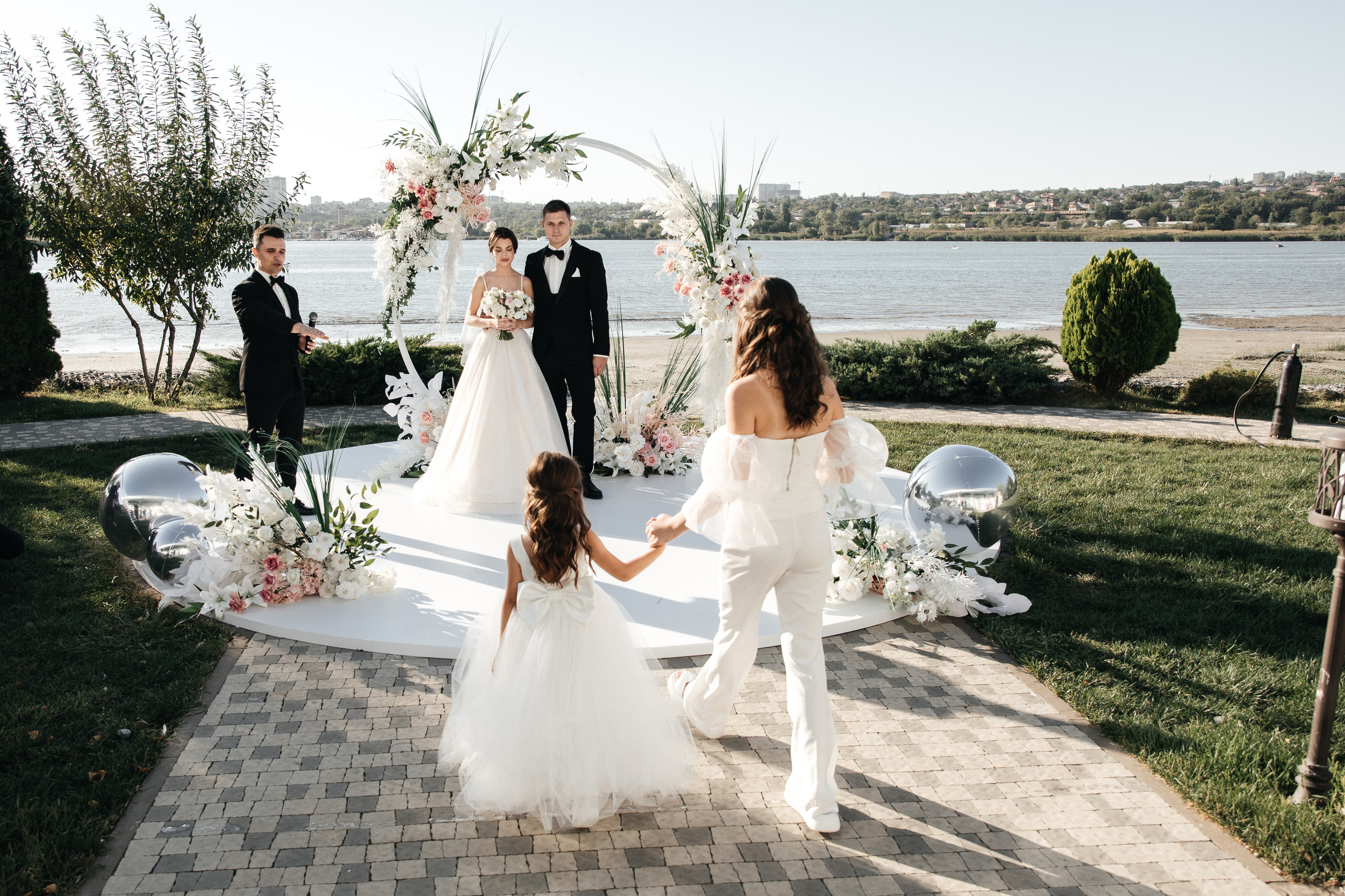 Vladislav & Yulia. Свадебный организатор в Ростове-на-Дону Яснов Роман