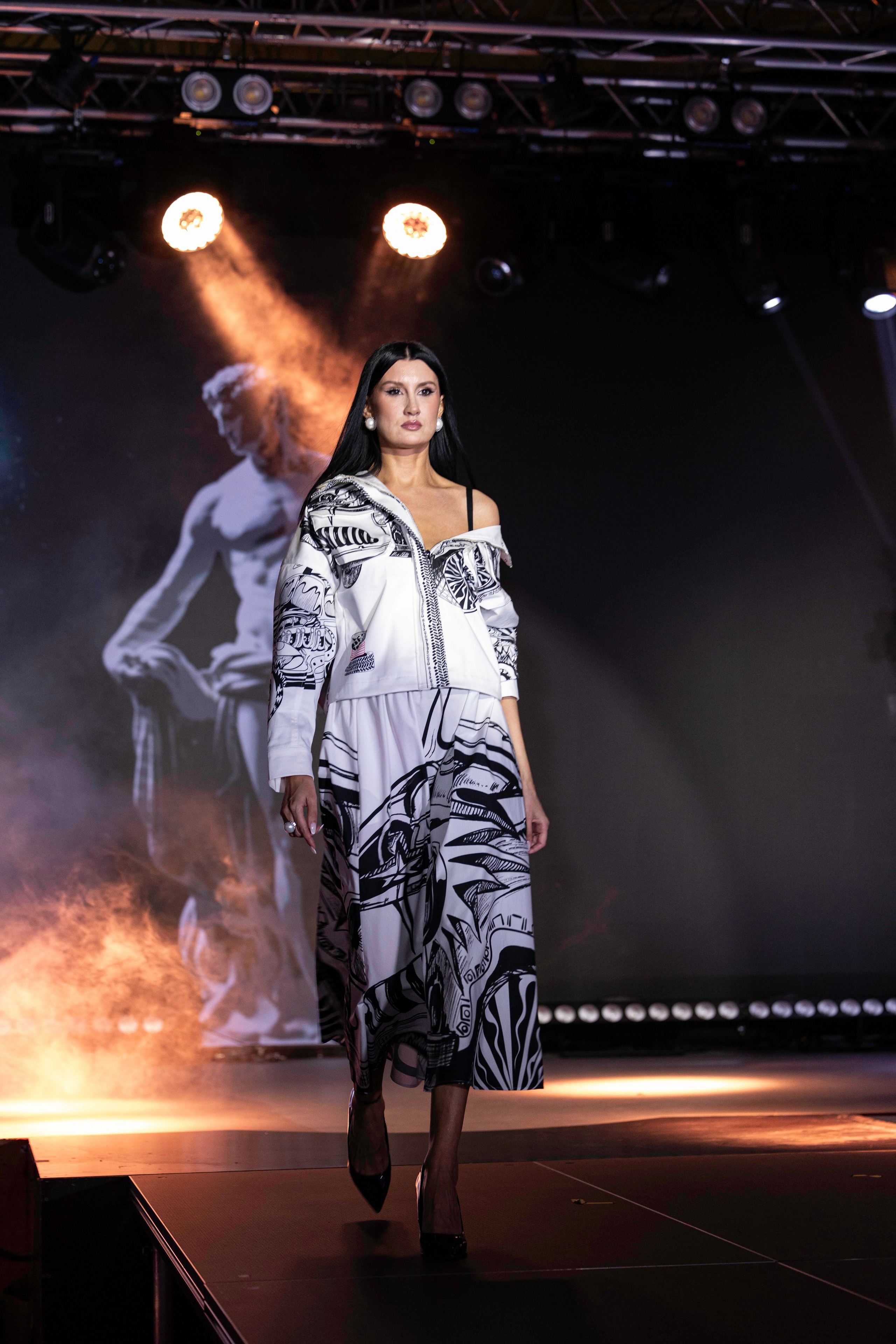 Модный показ «ИСКУШЕНИЕ» Казино Шамбала. Фотограф Olya Posnimay