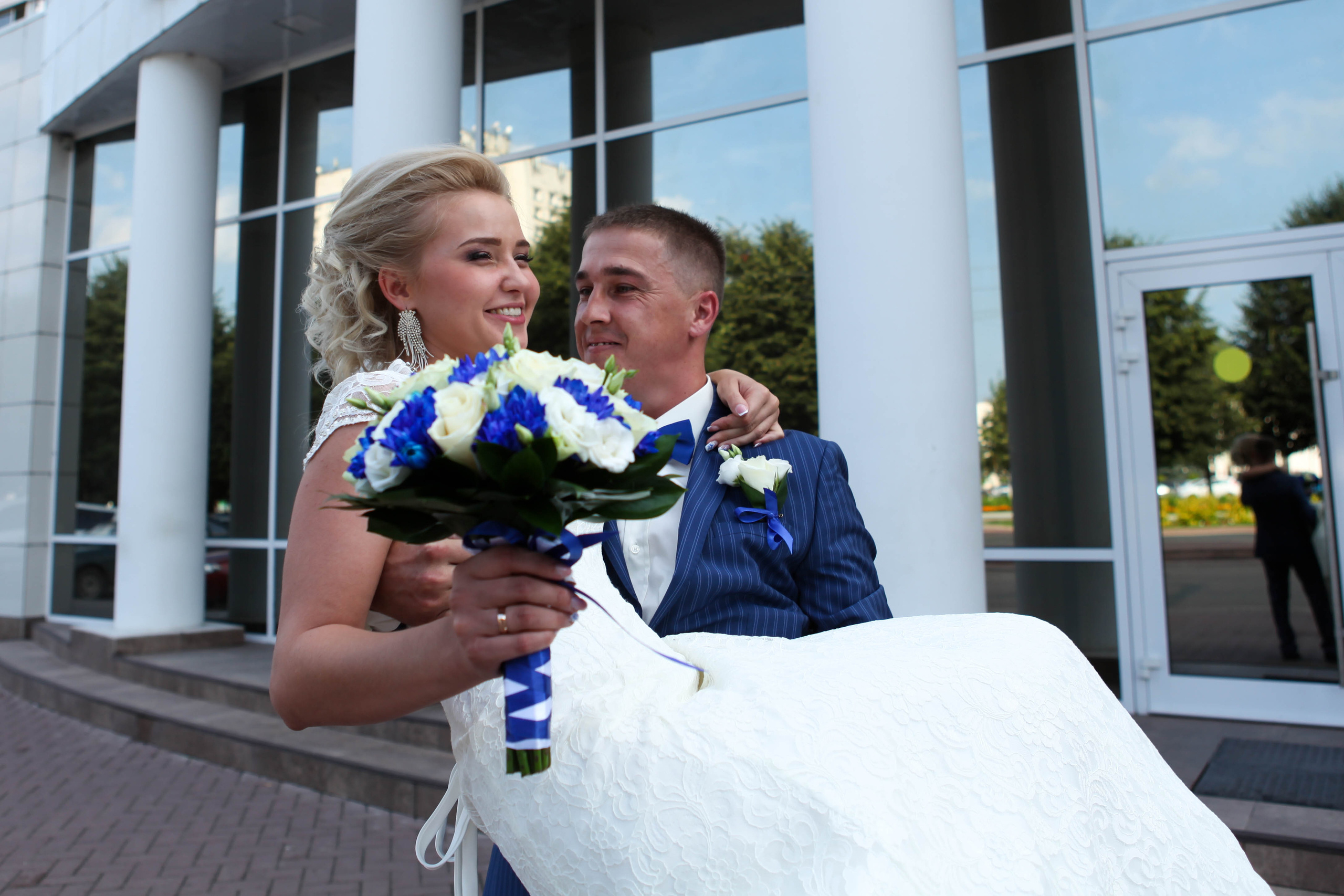 Александр и Александра. Свадебный фотограф Кирьянов Максим. Фотографирую в Москве, Коломне, Со