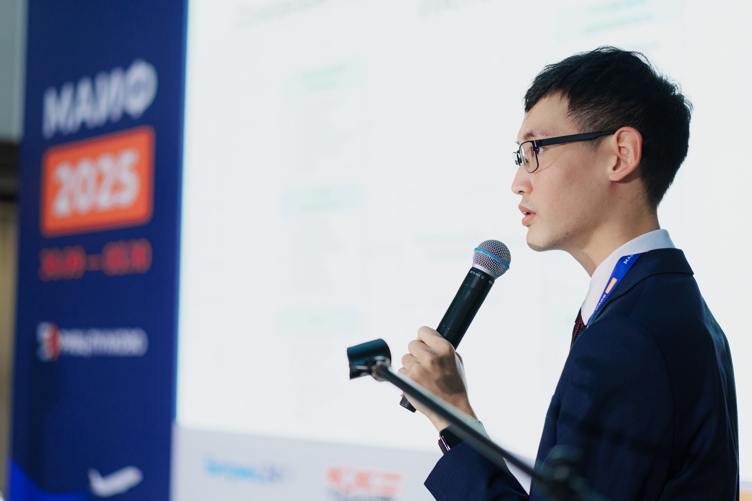 МАИФ 2025. Репортажный фотограф в Санкт-Петербурге Никита Лу