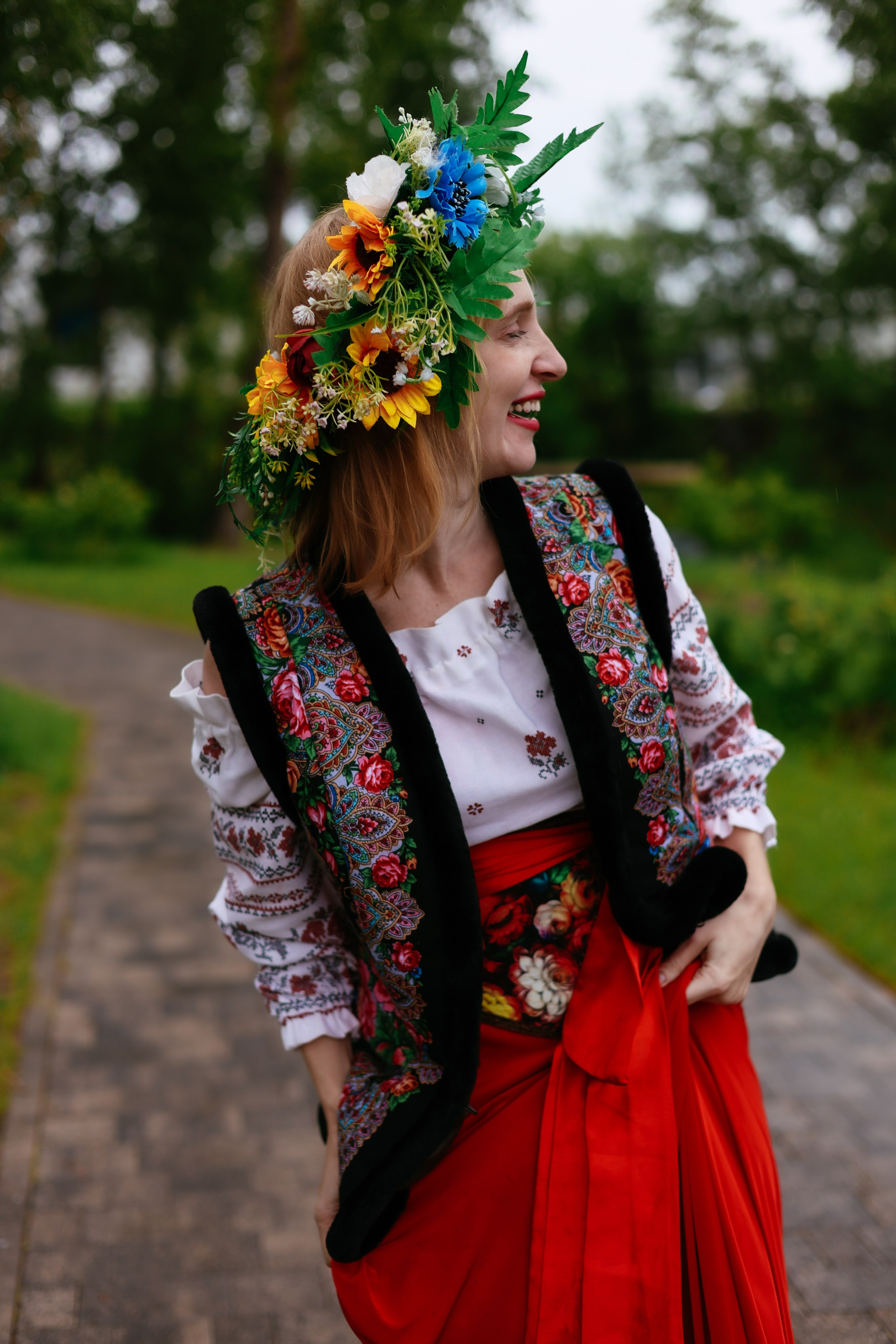 ВСТРЕЧА ЗАКАТА «ТЫ КОРОЛЕВА». Фотограф Красноярск съемки лавстори, фотосессия в студии, портретная съемка, творческие фотосессии