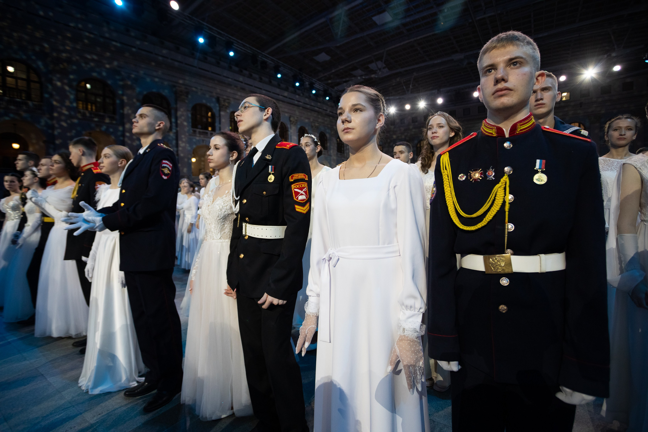 Кадетский бал. VICTOR SAPOZHNIKOV