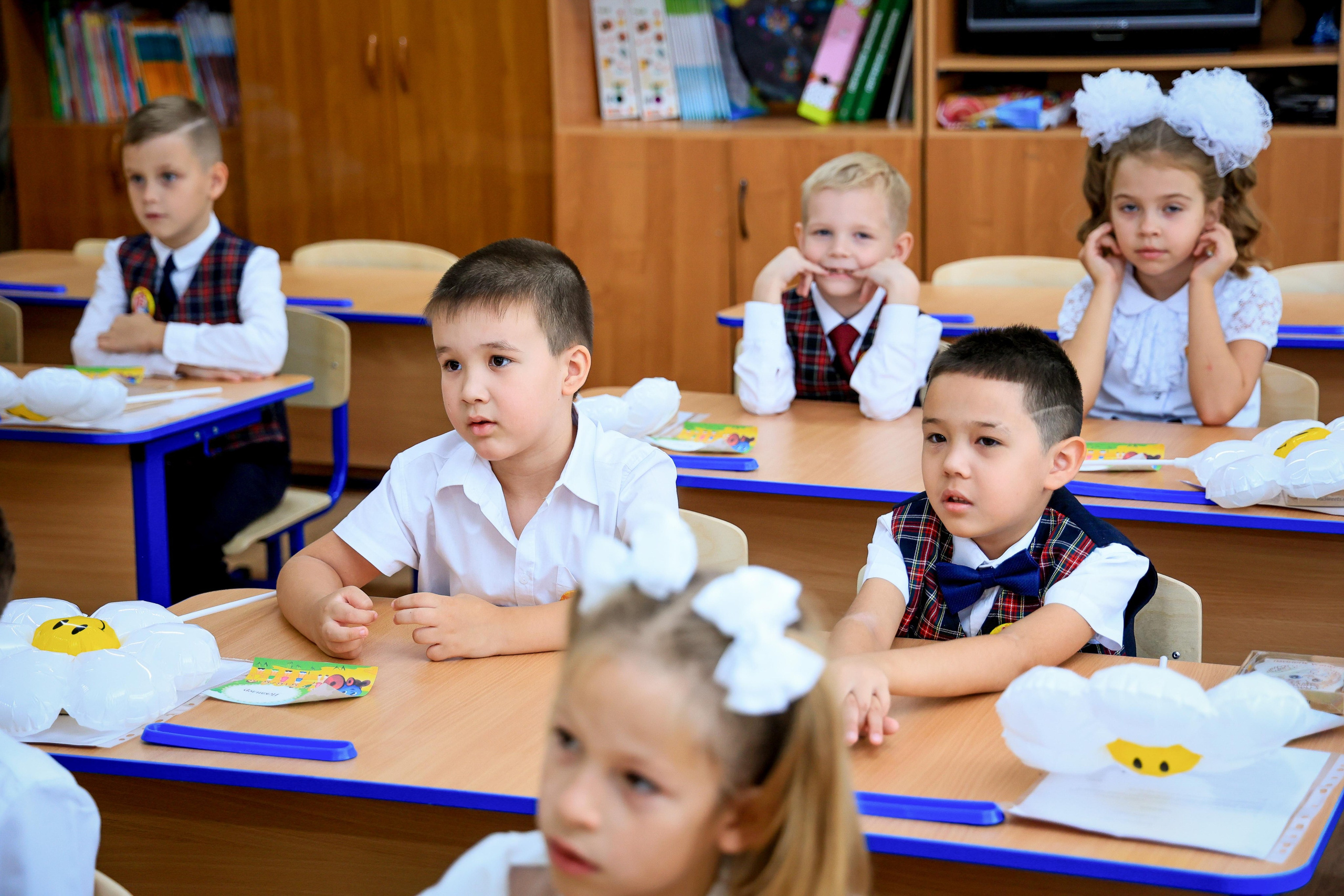 ШКОЛА 1 СЕНТЯБРЯ. Свадебный фотограф — видеограф в г. Астрахань Екатерина Юмашева