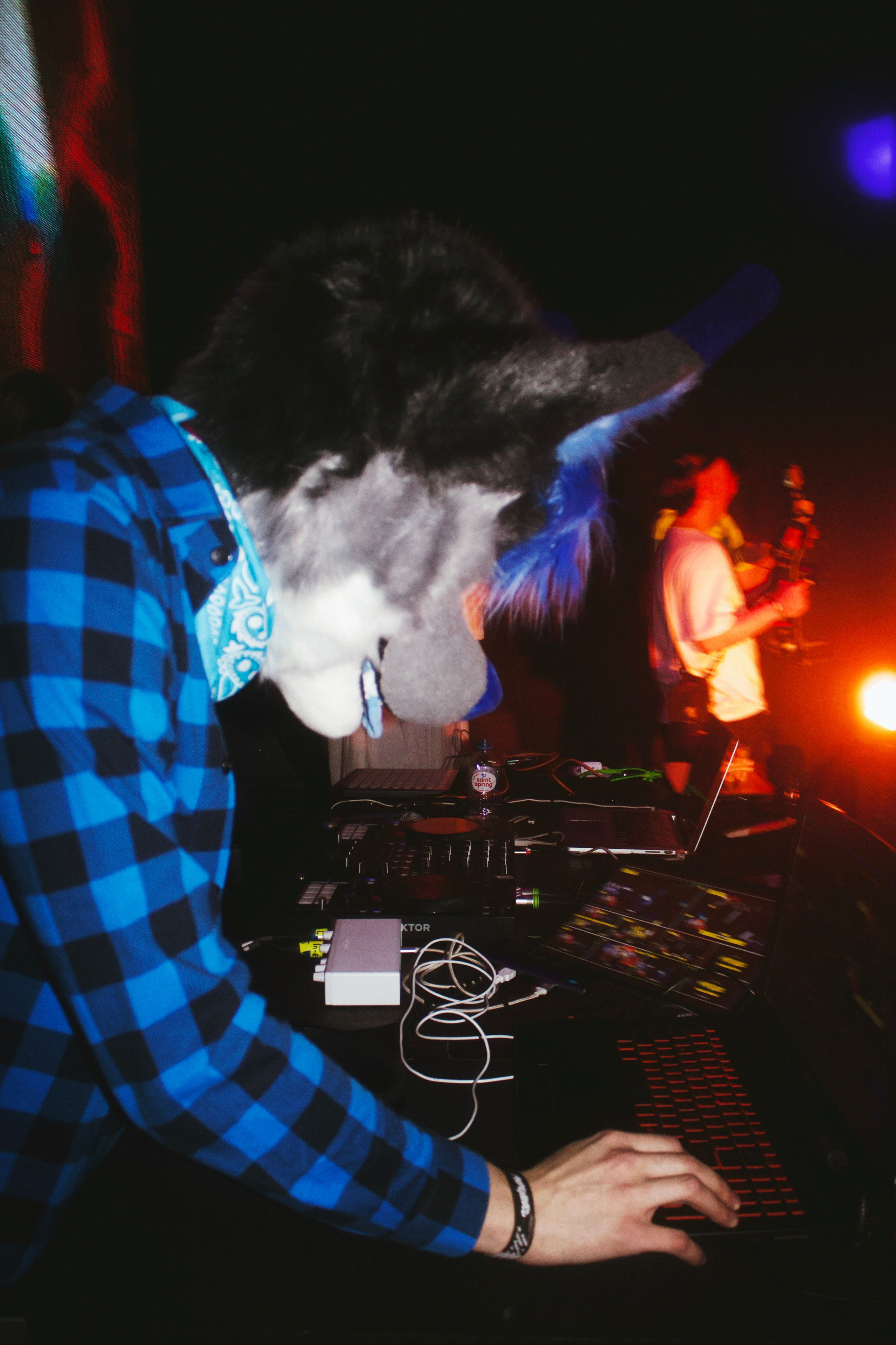 Фестиваль MASHUPBLE4. Концертный и портретный фотограф в Москве Соня Спросонья