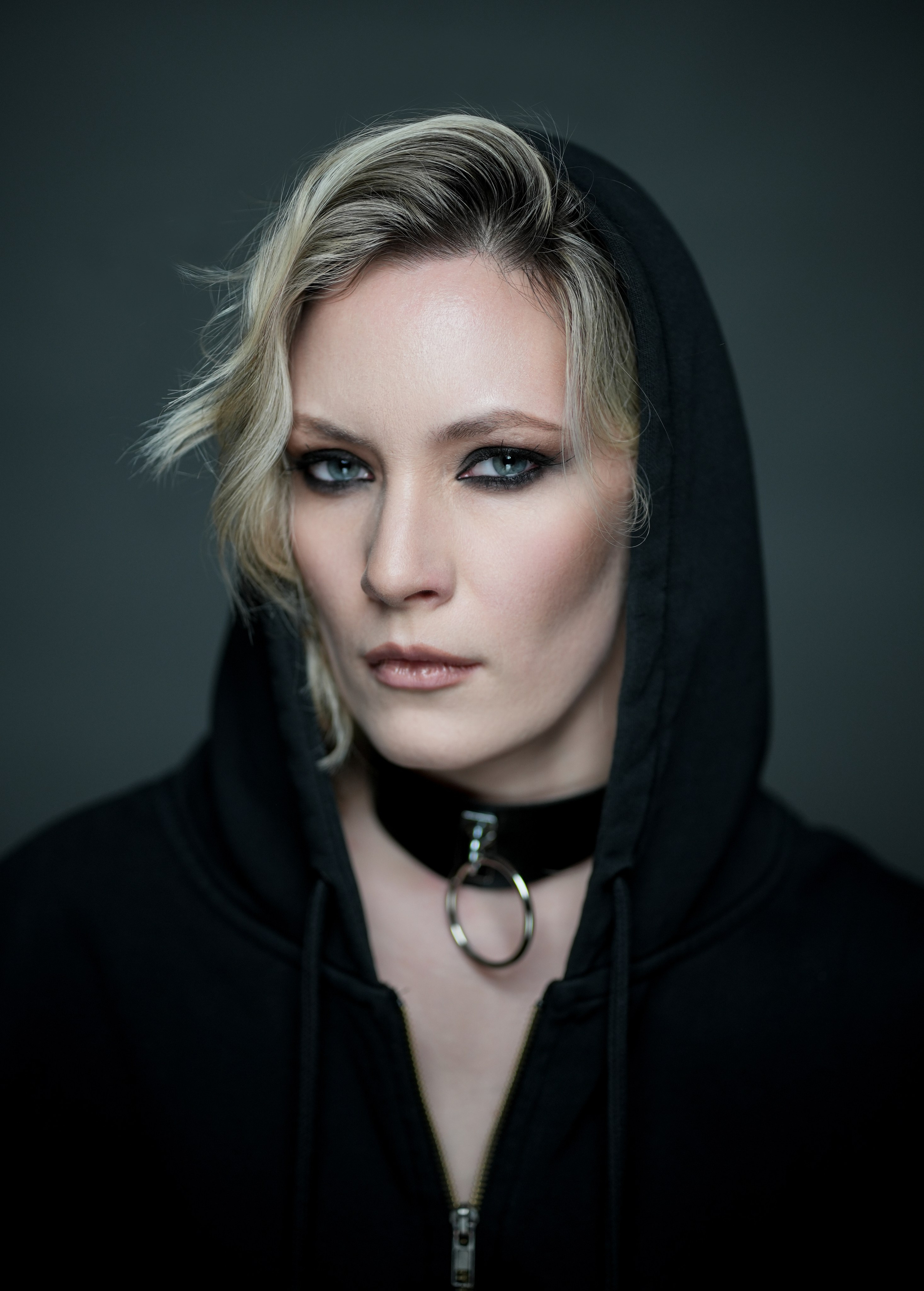 Актриса Зоя Дамье. Портретная съемка в Москве, студийный фотограф Игорь Фомин