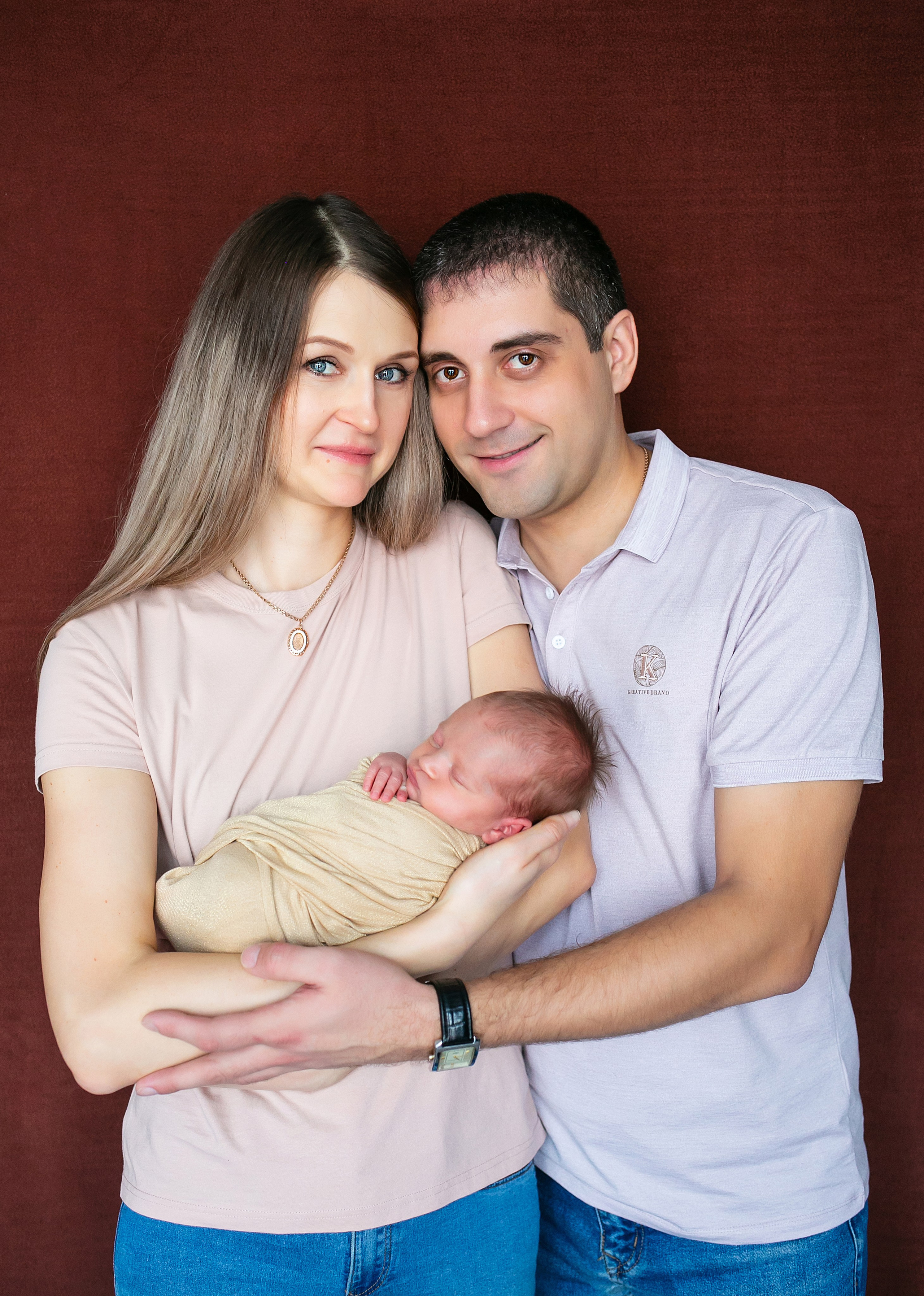 Новорожденные. Фотограф новорожденных и семейный фотограф НСО г. Бердск Марина Львова