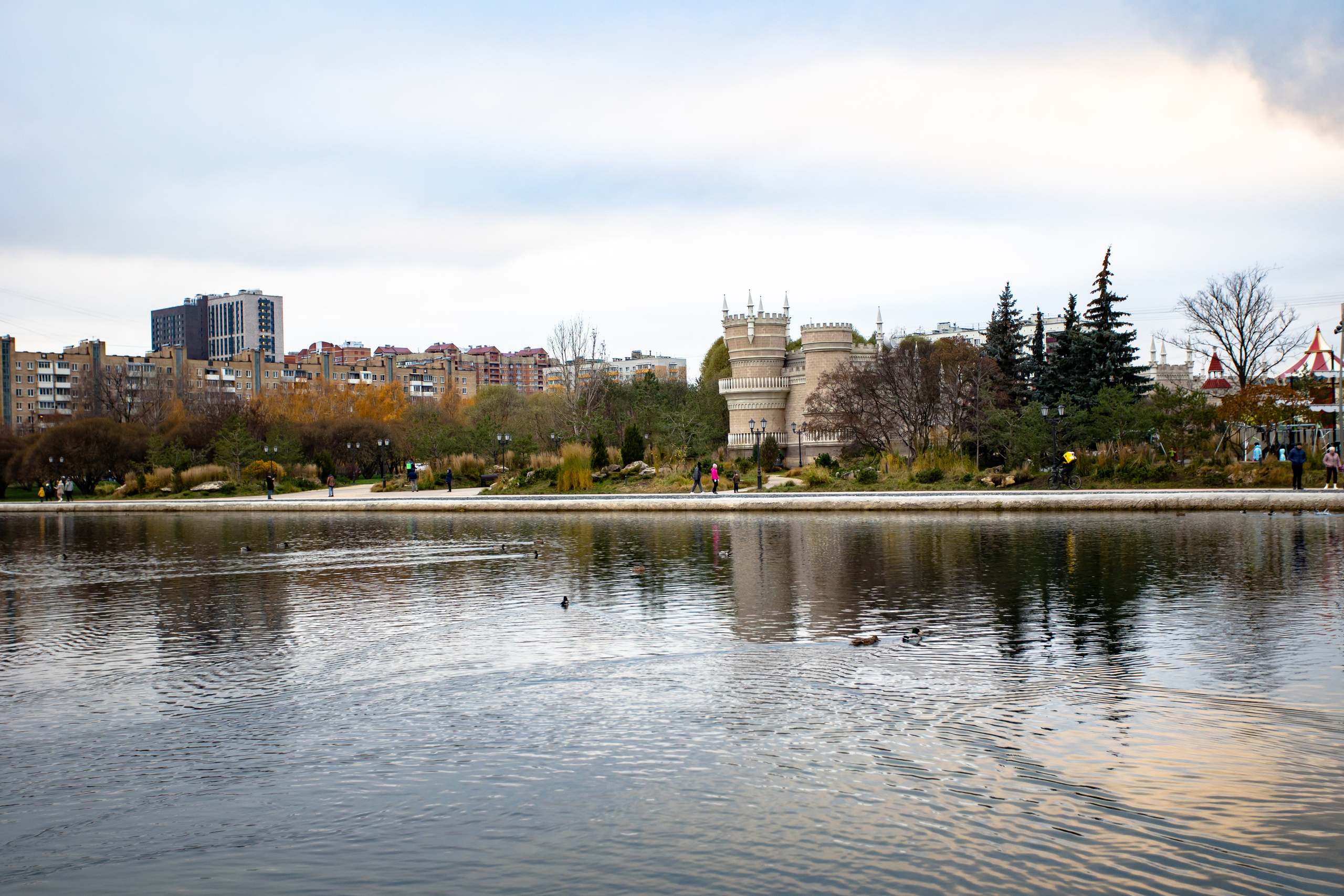 Гольяновский пруд