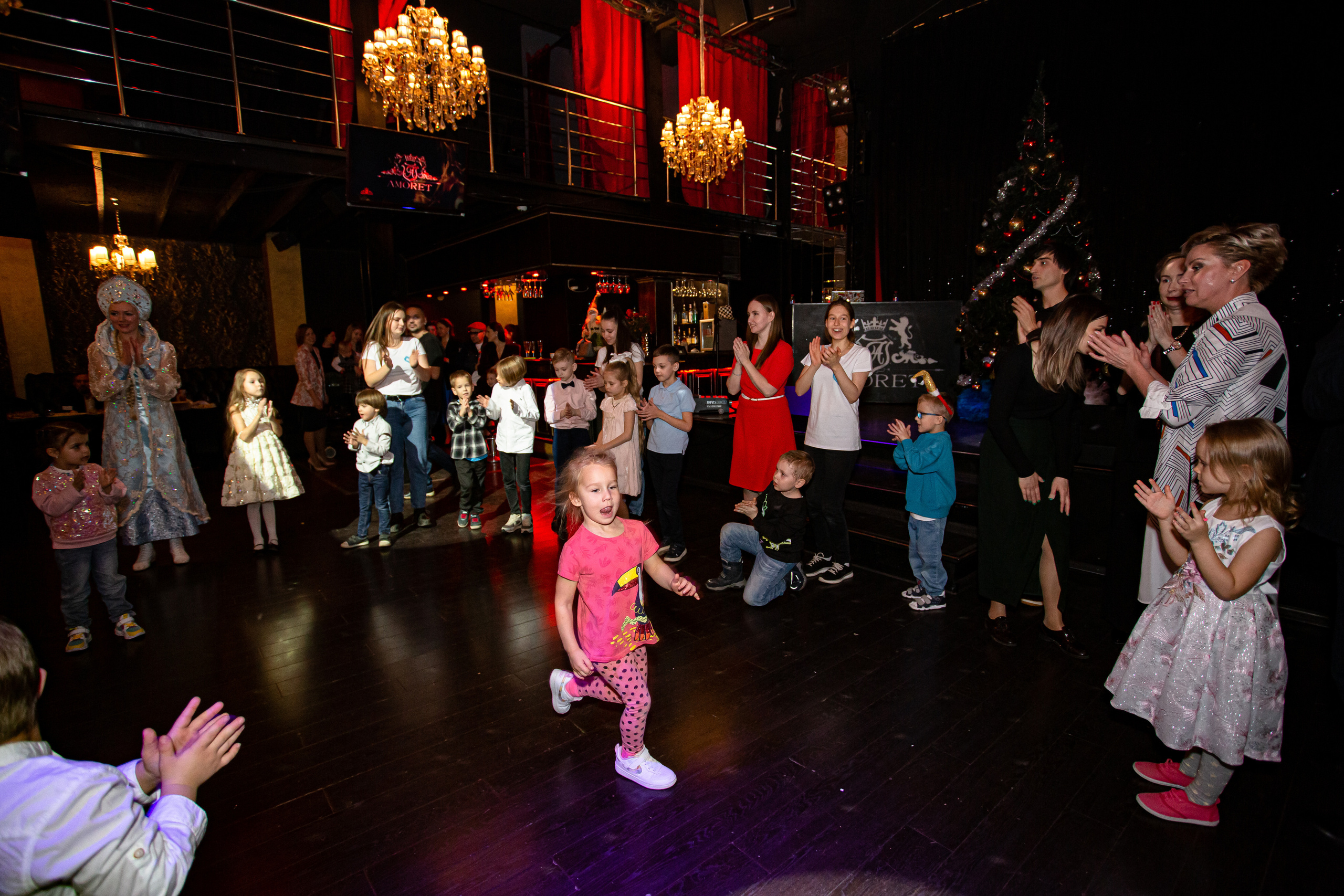 Новый год для «Пыхтинят». Фотограф Сонкина Татьяна