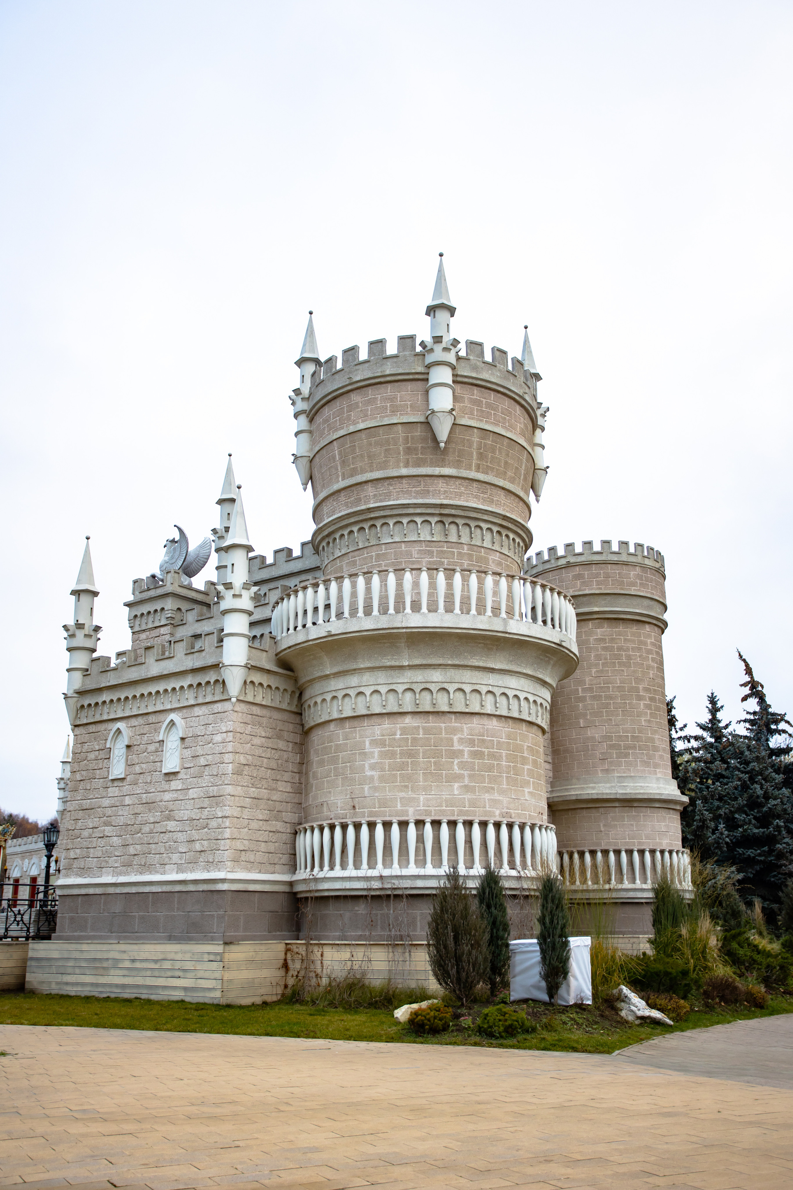 Замок в Гольяново