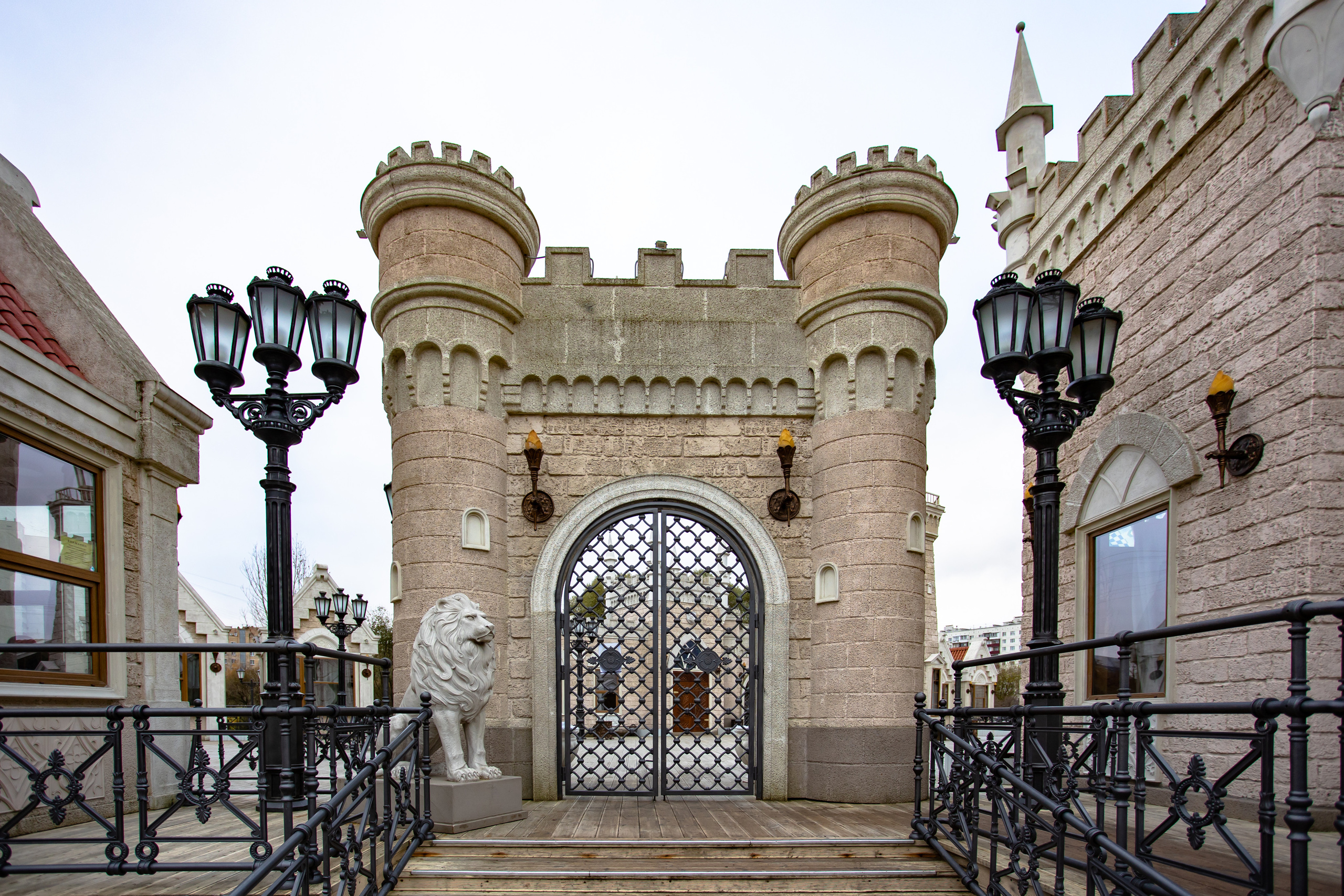 Замок в Гольяново