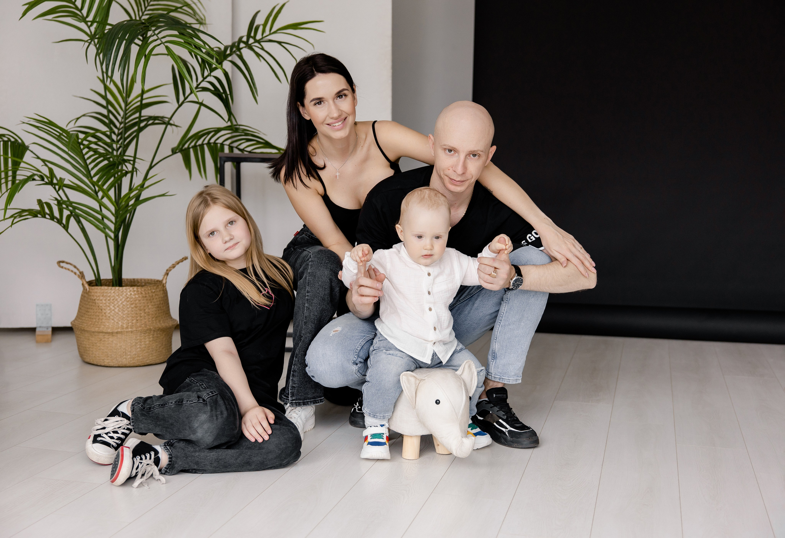 Ксюша, Юра, Варя и Демьян. Свадебный и портретный фотограф в Миассе Филиппенко Дарья