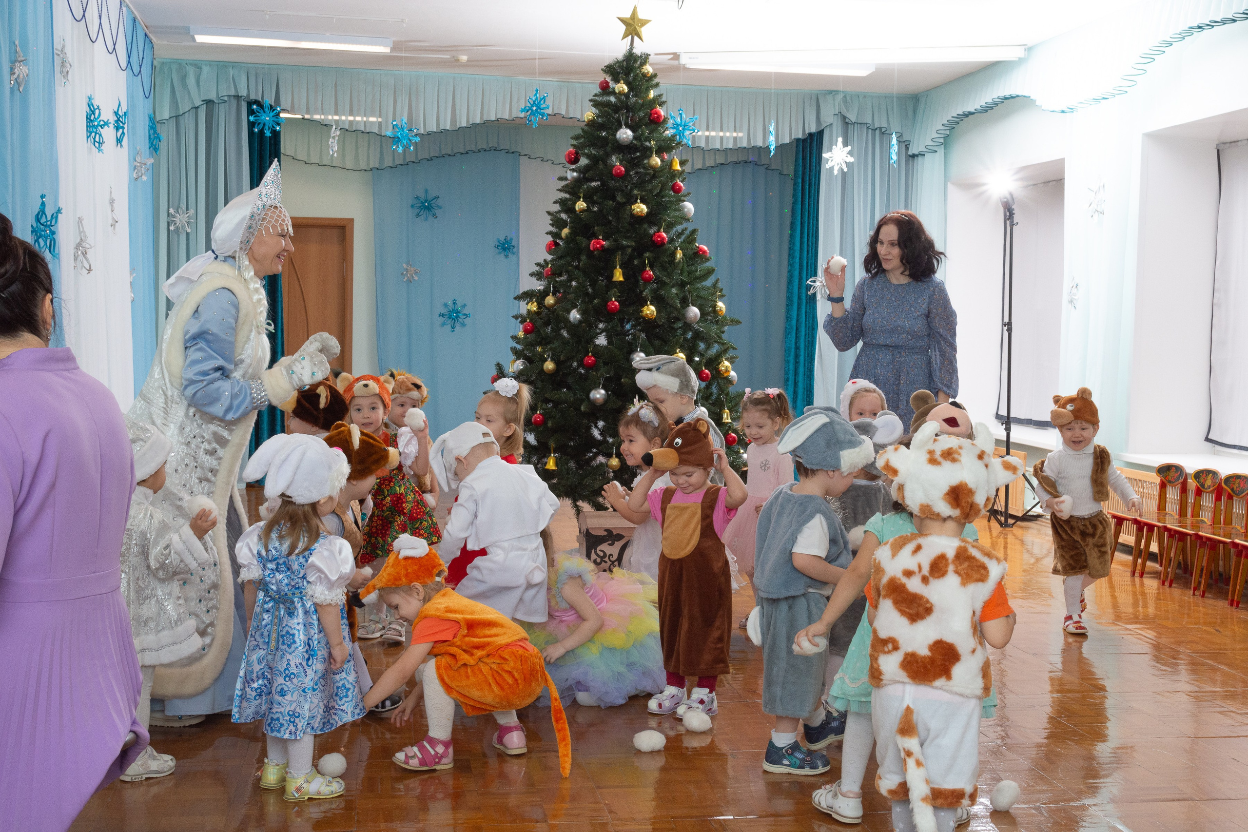 Новогодний утренник в саду 2023