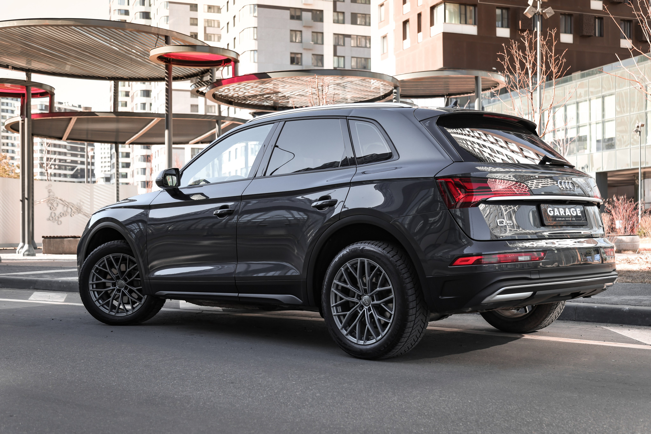 2021 AUDI Q5 Quatro. Mixturecaptures