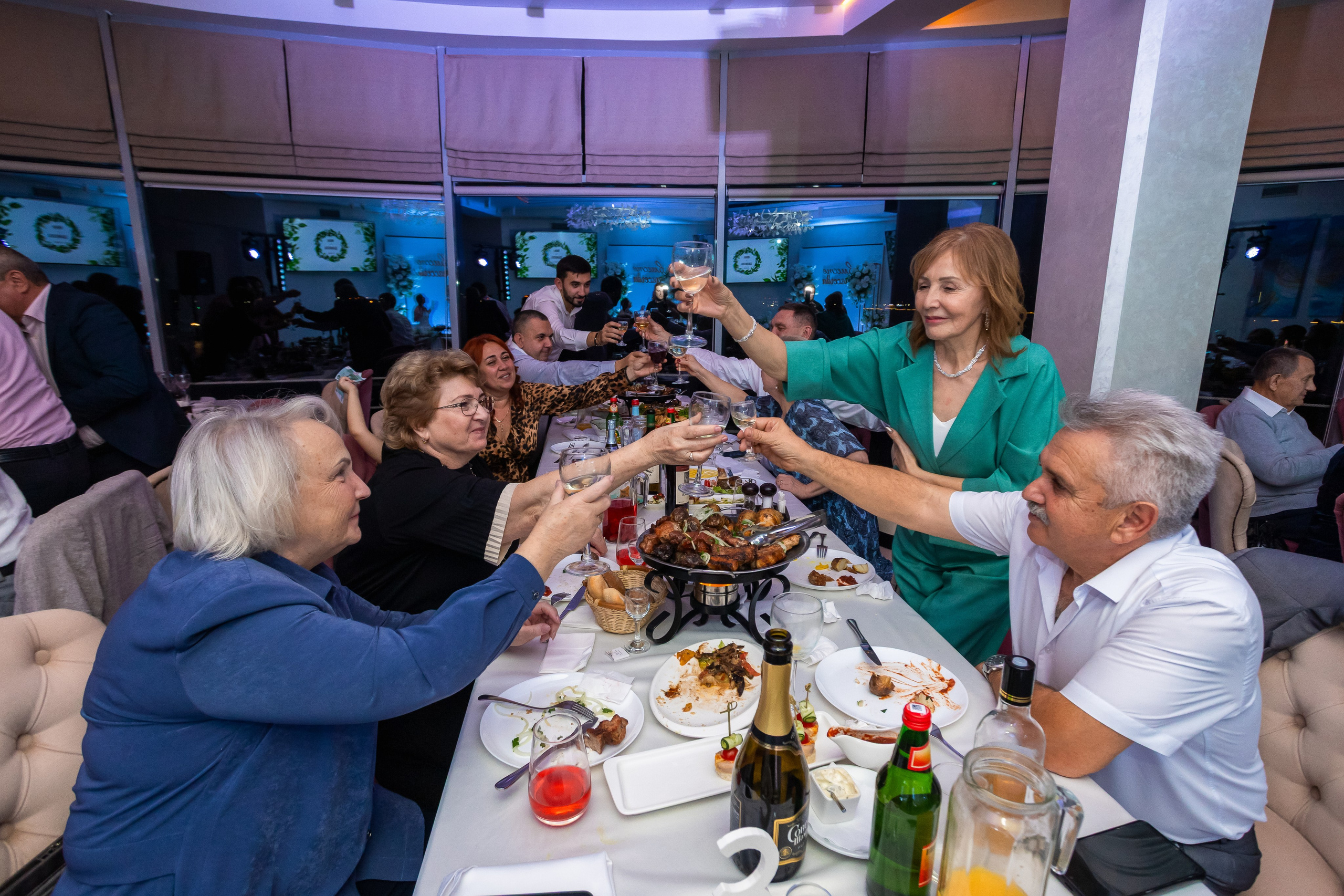 Банкет Иван и Даниэла. Репортажный фотограф Анапа