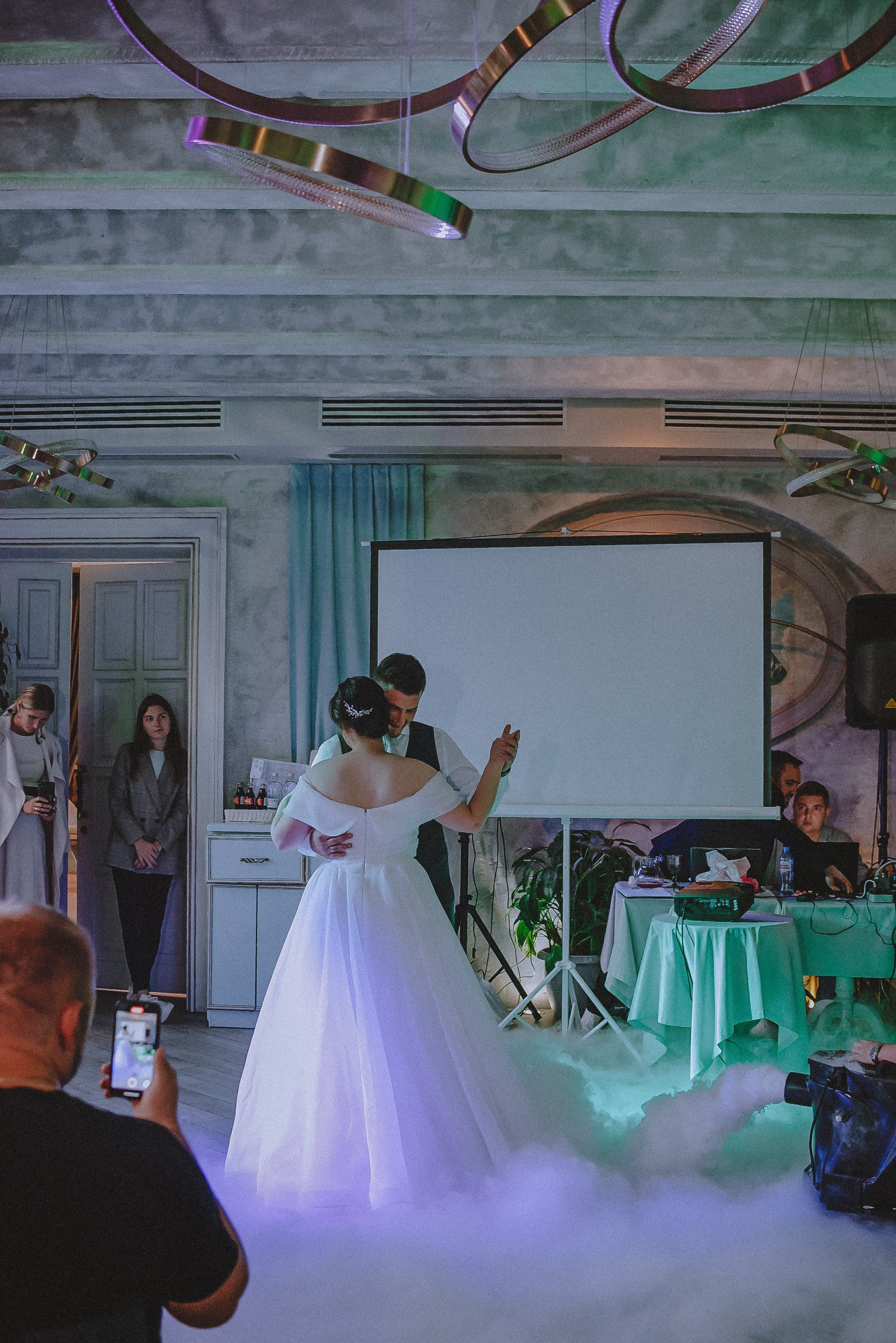 Love.com: Главная страница нашего счастья. Свадебный и семейный фотограф в Москве Сажина Кристина КиМ. Свадебный оператор в Москве Сажин Максим