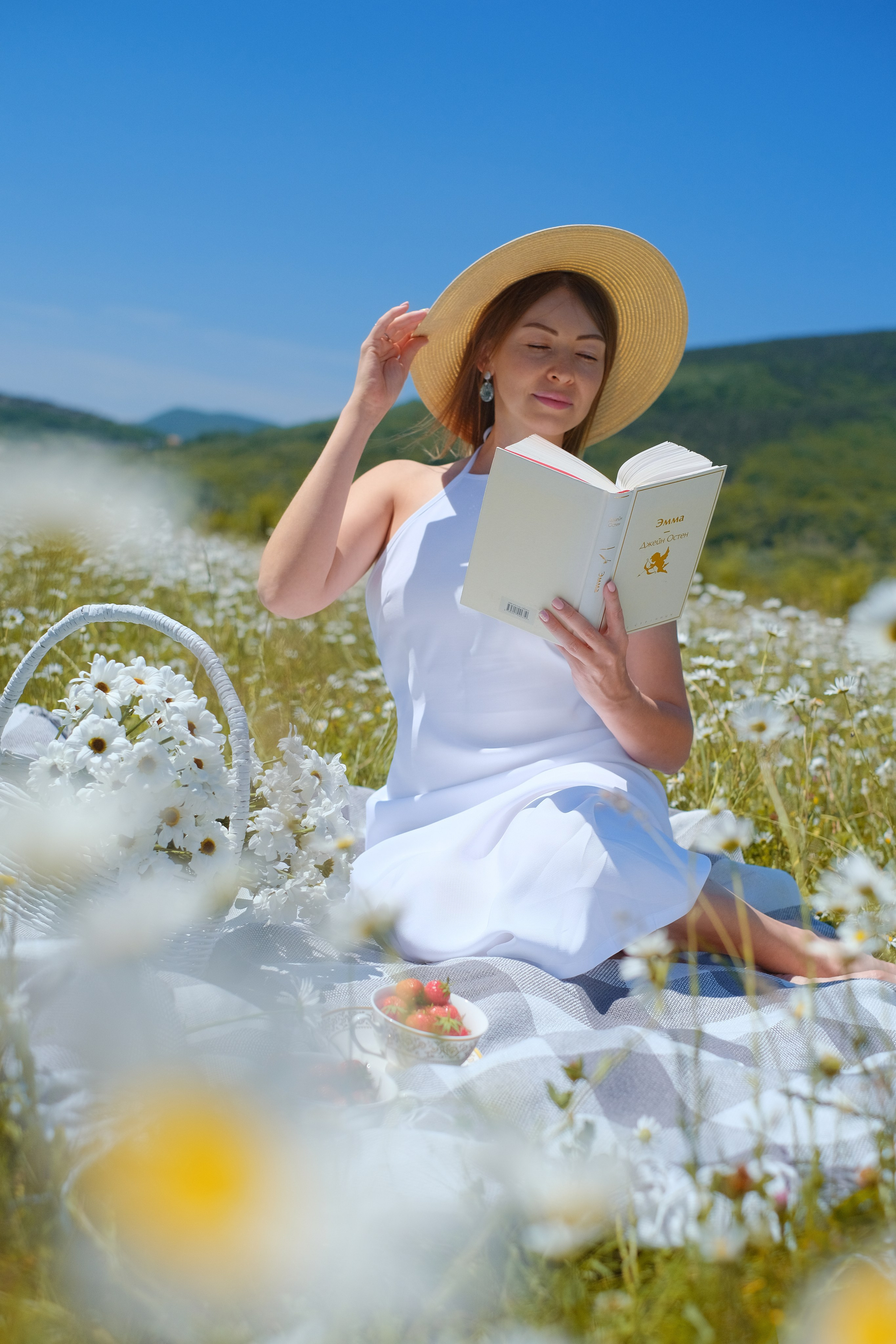 Фотосессия в садах: Персик, лаванда, мак, виноград, подсолнух, ромашка, сирень и др. Профессиональная фотосъемка в Крыму. Натуральные эмоции и живые кадры. Забронируйте дату прямо сейчас!