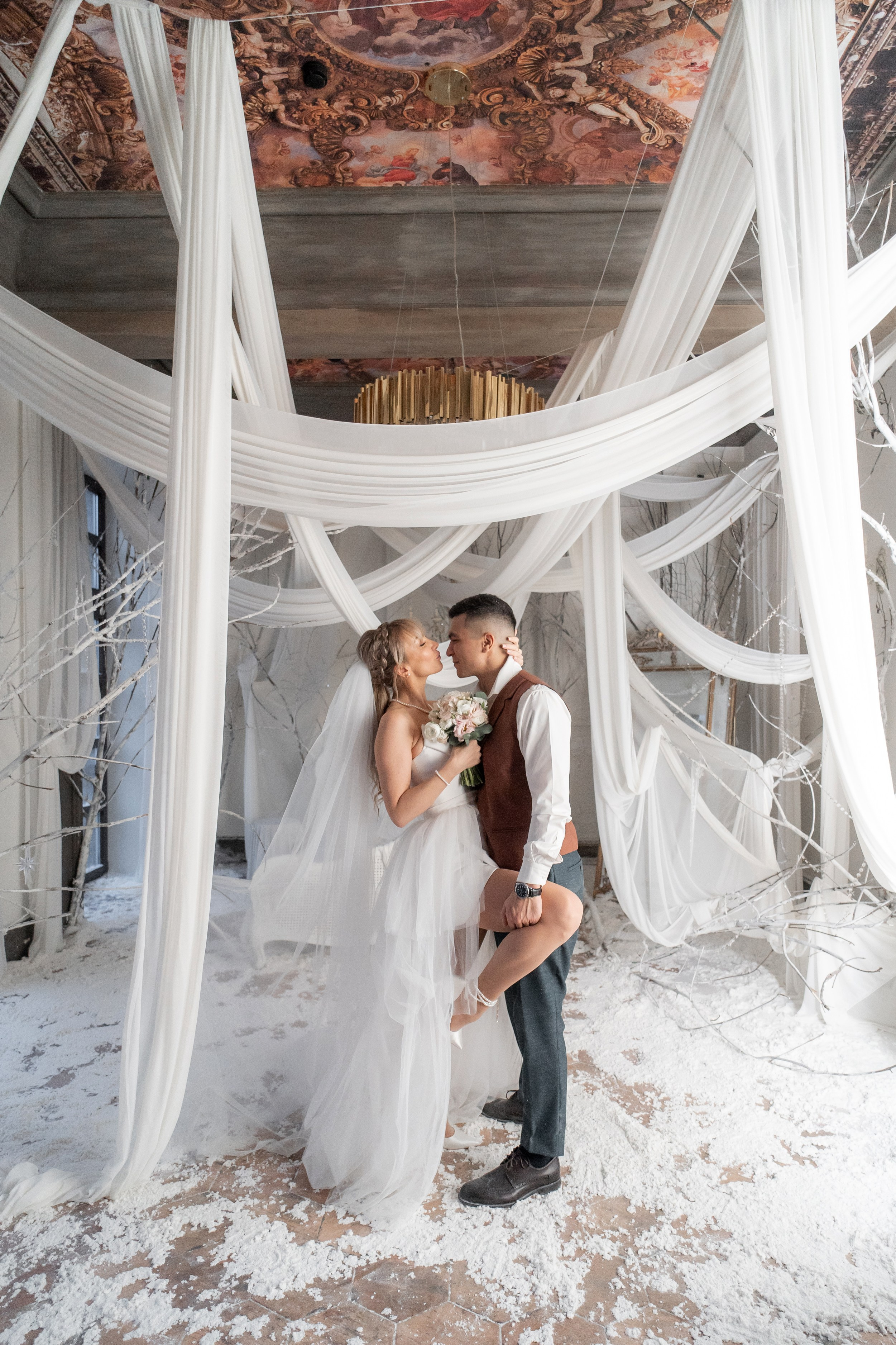 Места для фотосессии зимой в плохую погоду в Санкт-Петербурге. Свадебный фотограф Александр Невский в Санкт-Петербурге