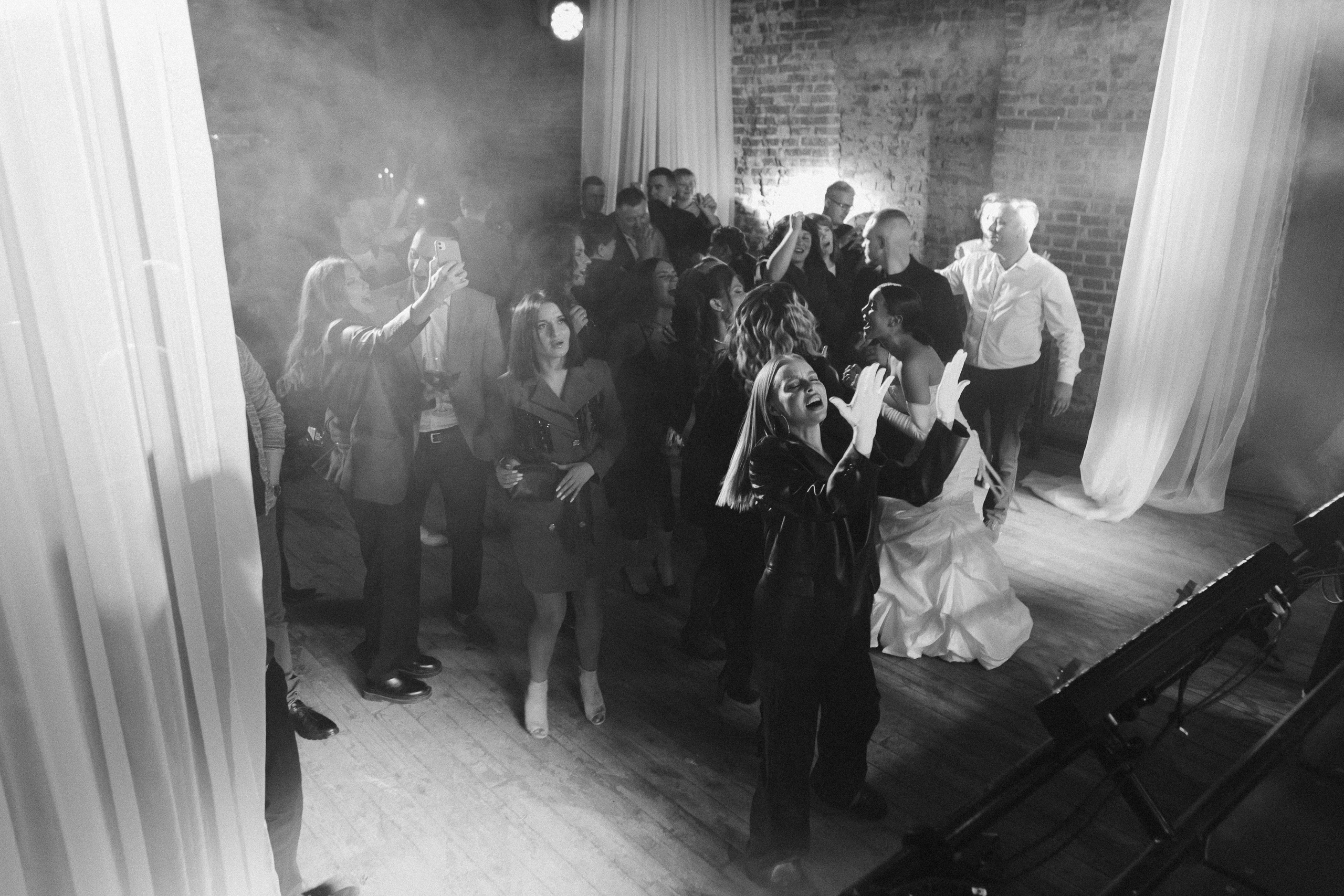 Карина и Стас. Эстетичный свадебный репортаж в любом городе страны