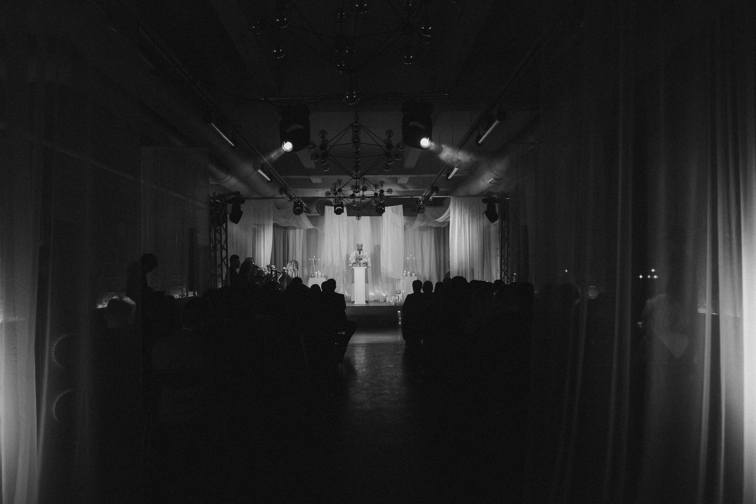 Карина и Стас. Эстетичный свадебный репортаж в любом городе страны