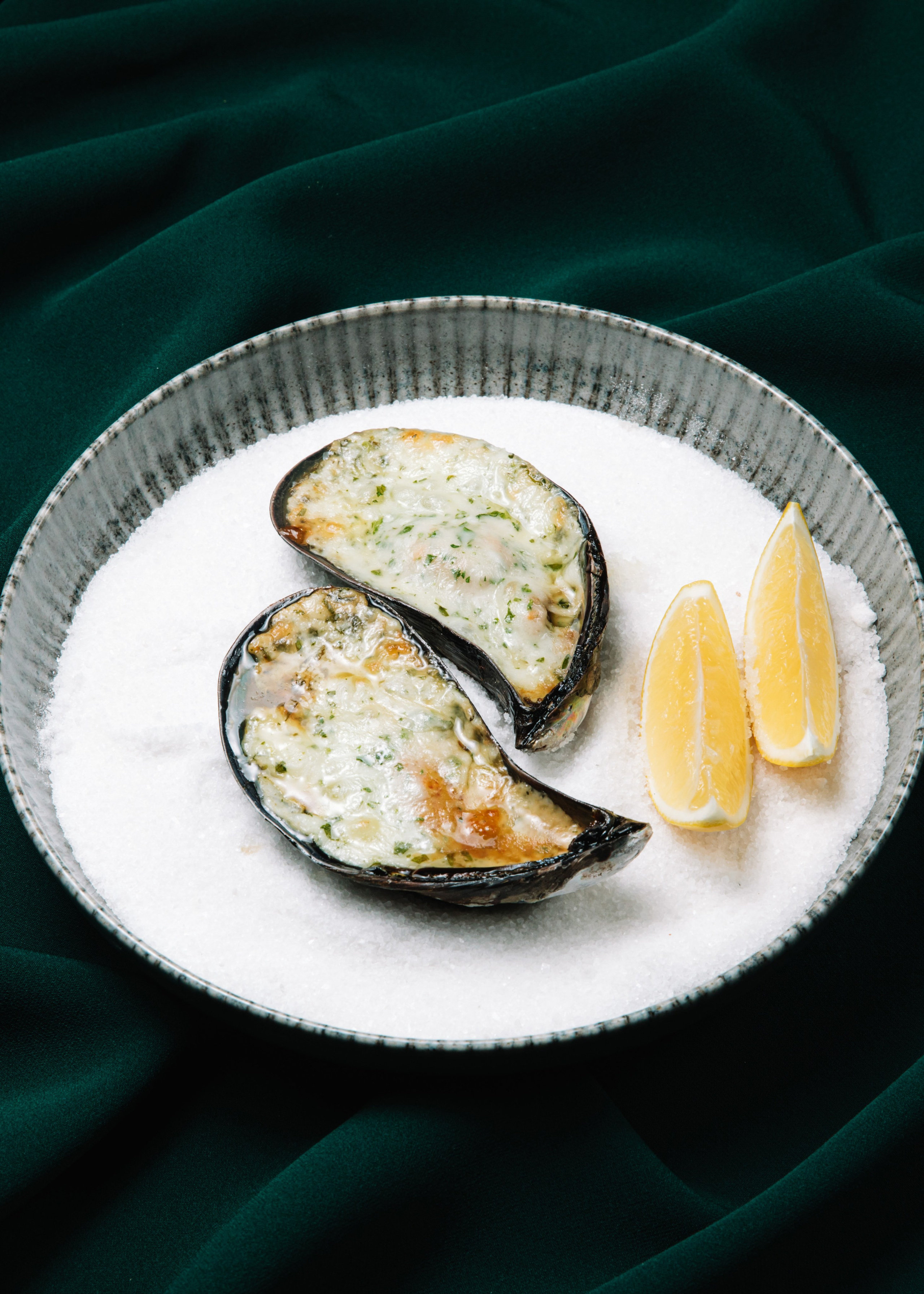 FABRIQUE. Творческие съемки, свадебные, love story, предметная, фуд фото