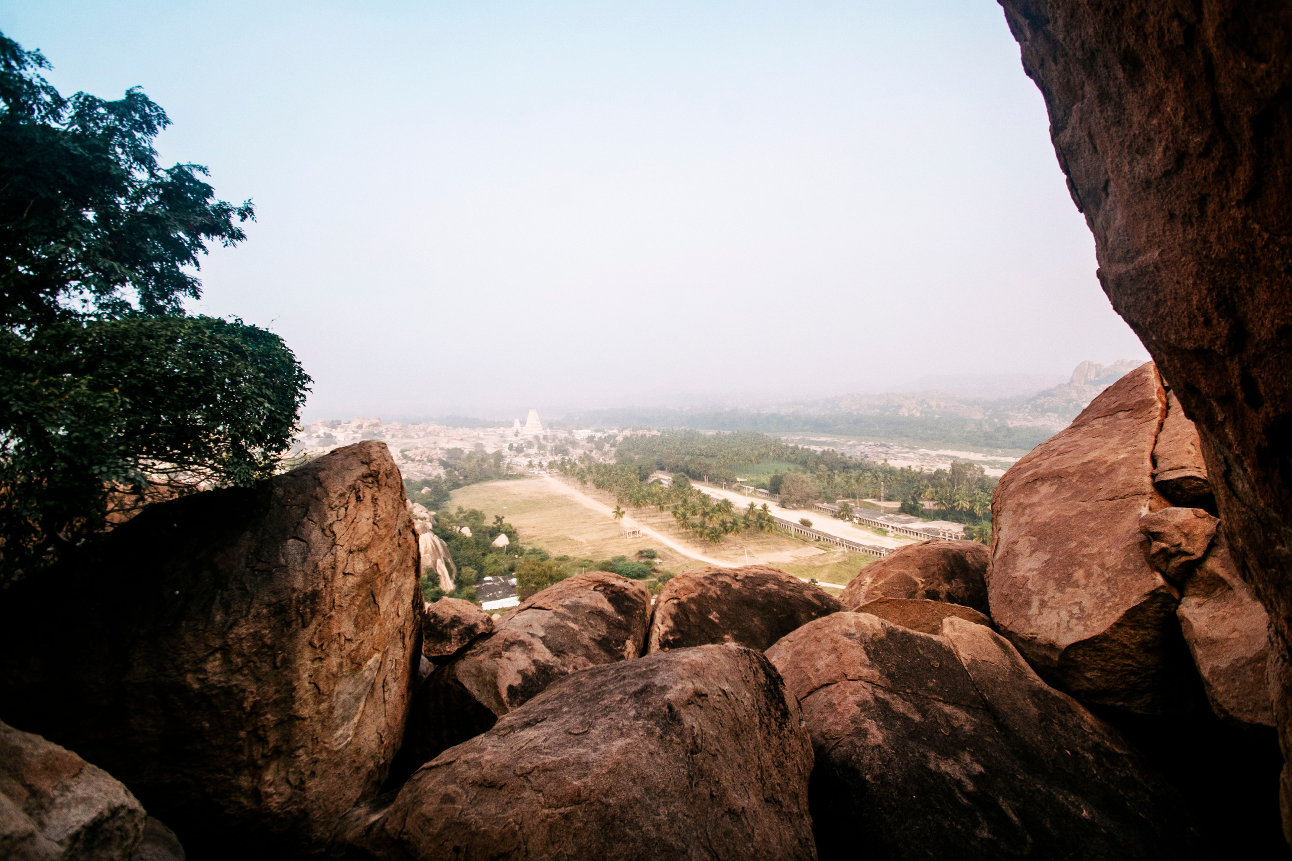 Hampi street. Iraogo