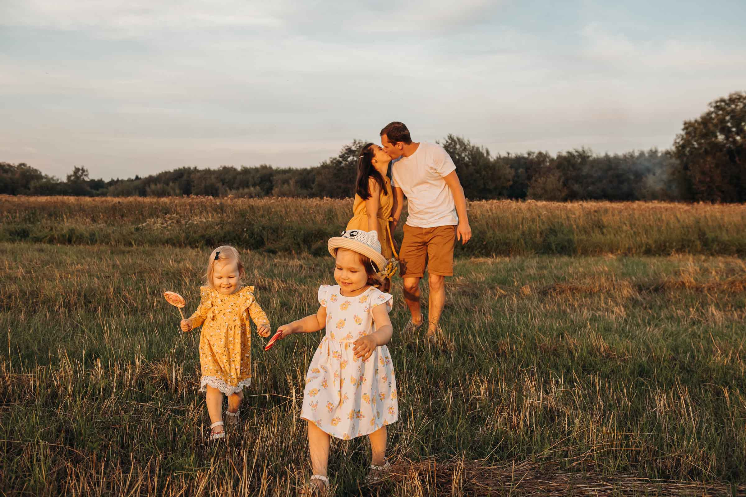 Ваня, Оля, Саша, Варя. Свадебный и семейный фотограф в Котласе Никита Попов