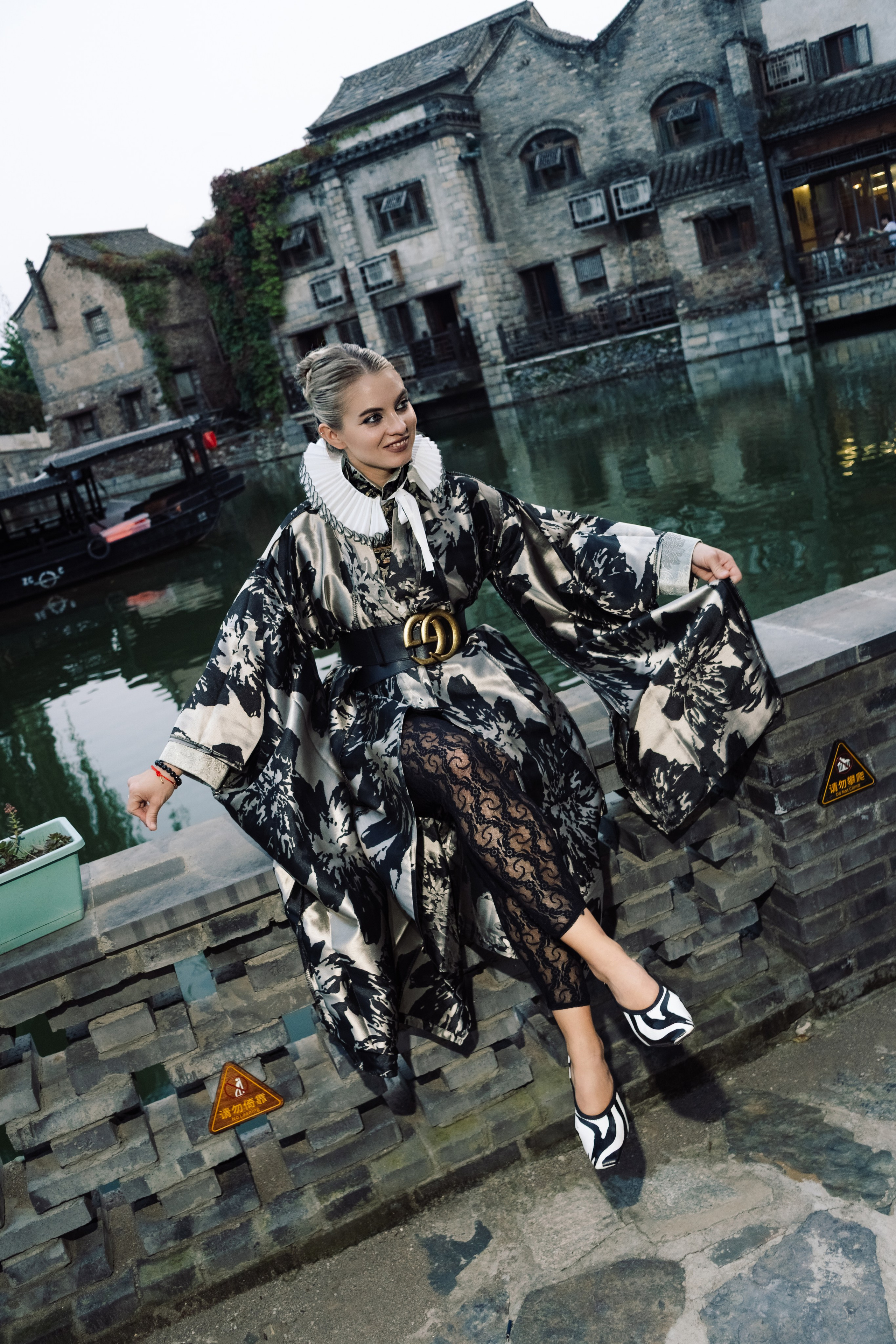 Stylish photoshoot in Gubei, China. Photographer Ann Lin