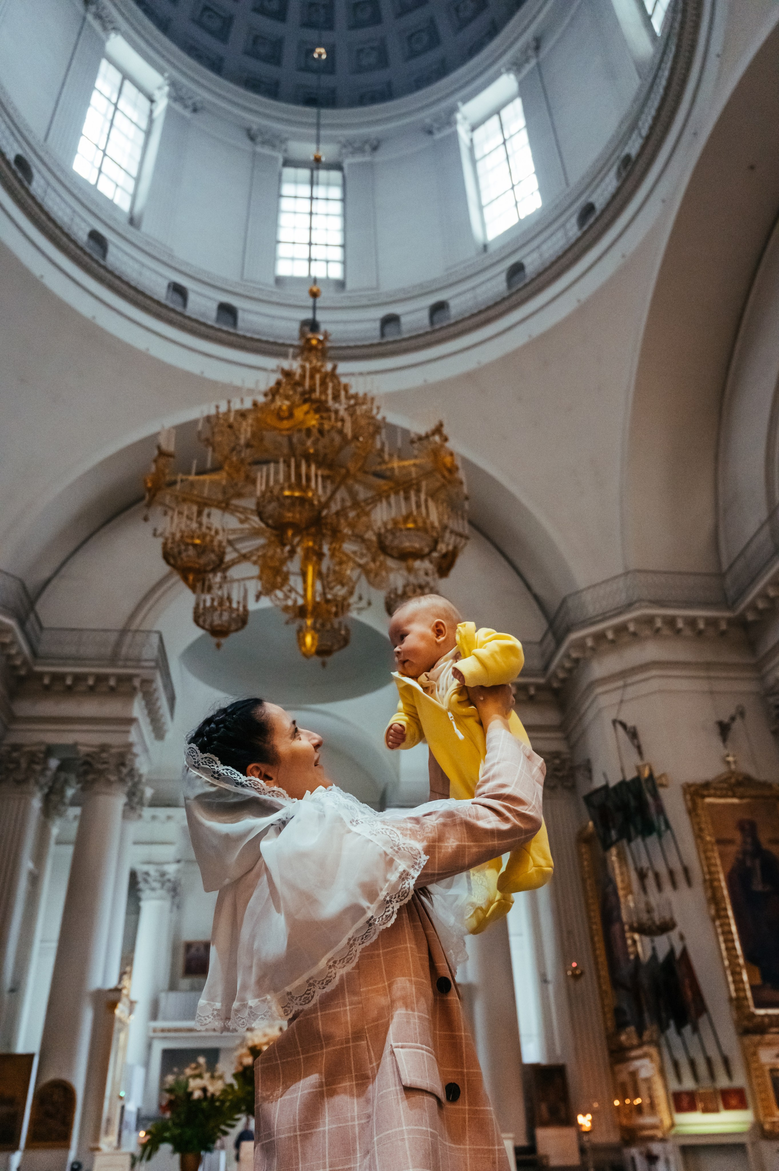 Фотосъёмка крещения. Анастасия Петрович фотограф, фотокорреспондент в Москве и Санкт-Петербурге. Фотосъёмка репортажа, мероприятия, корпоративная съёмка, контент