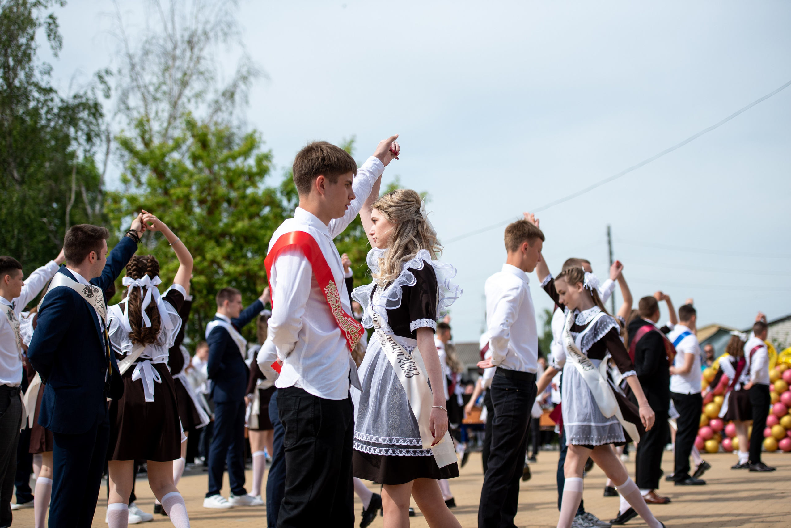 Выпускные школ. Свадебный и репортажный фотограф