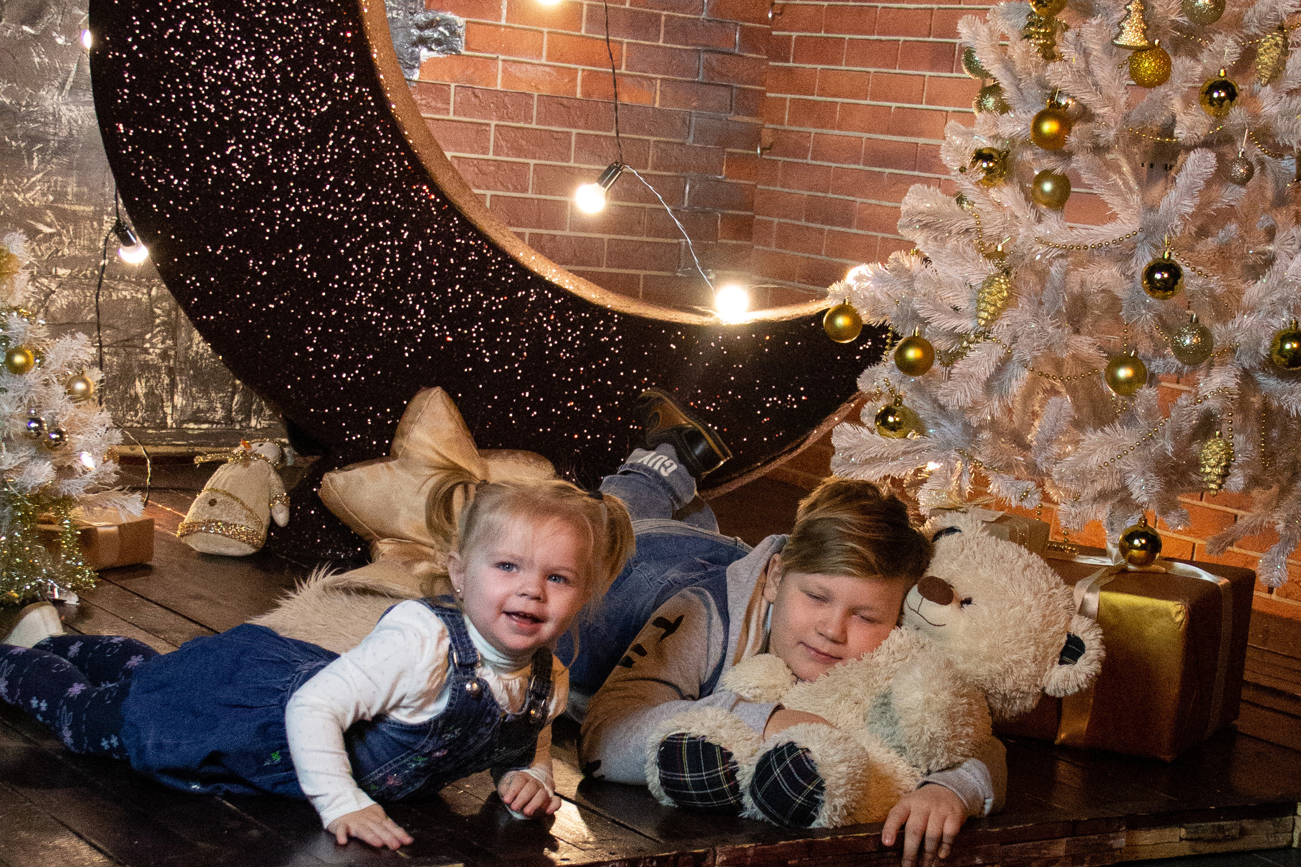 Братик, сестричка и мамочка). Фотограф Алёна Толмачева. Воронеж