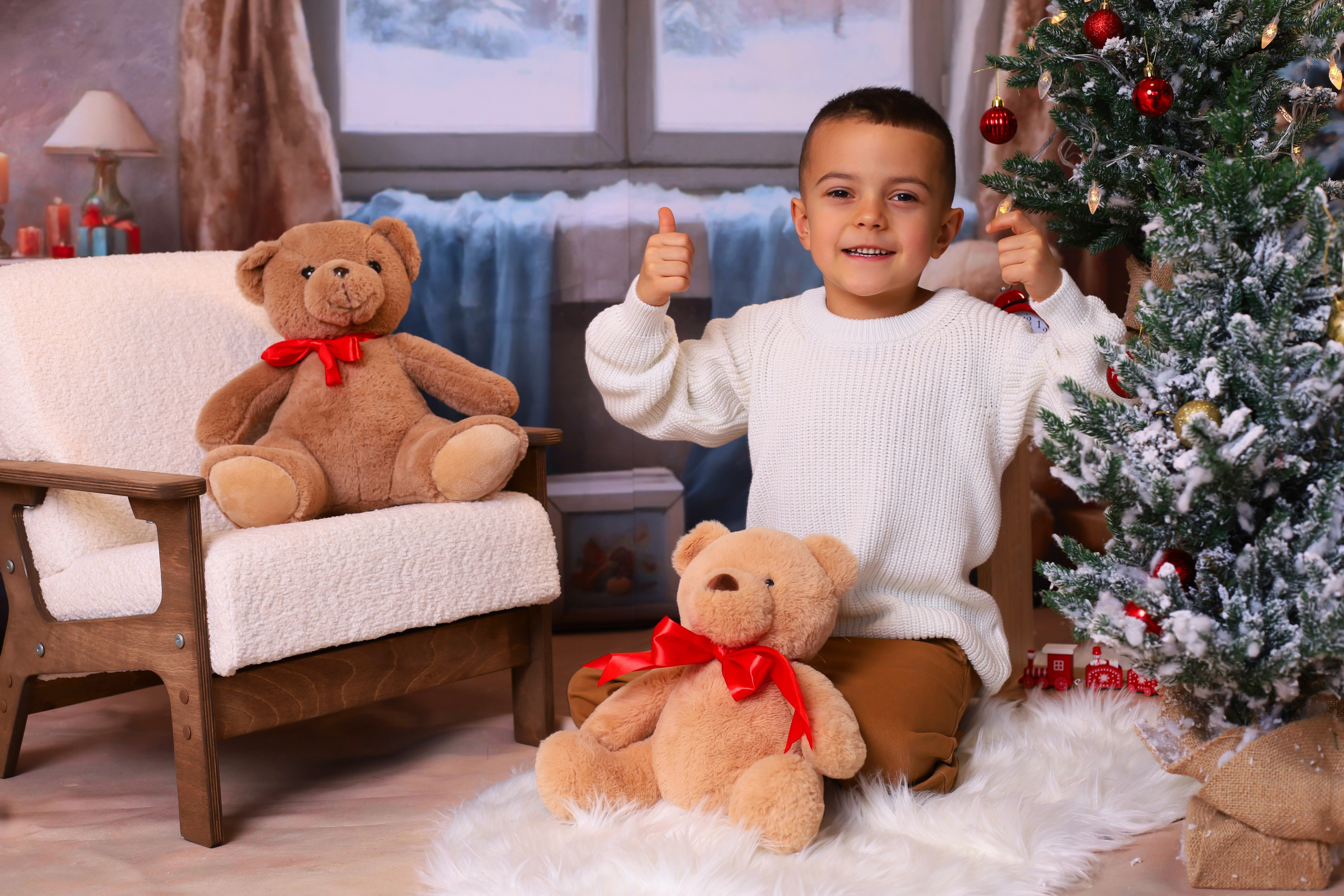 Новый год с мишками. Выпускные альбомы в Таганроге и Ростовской Области