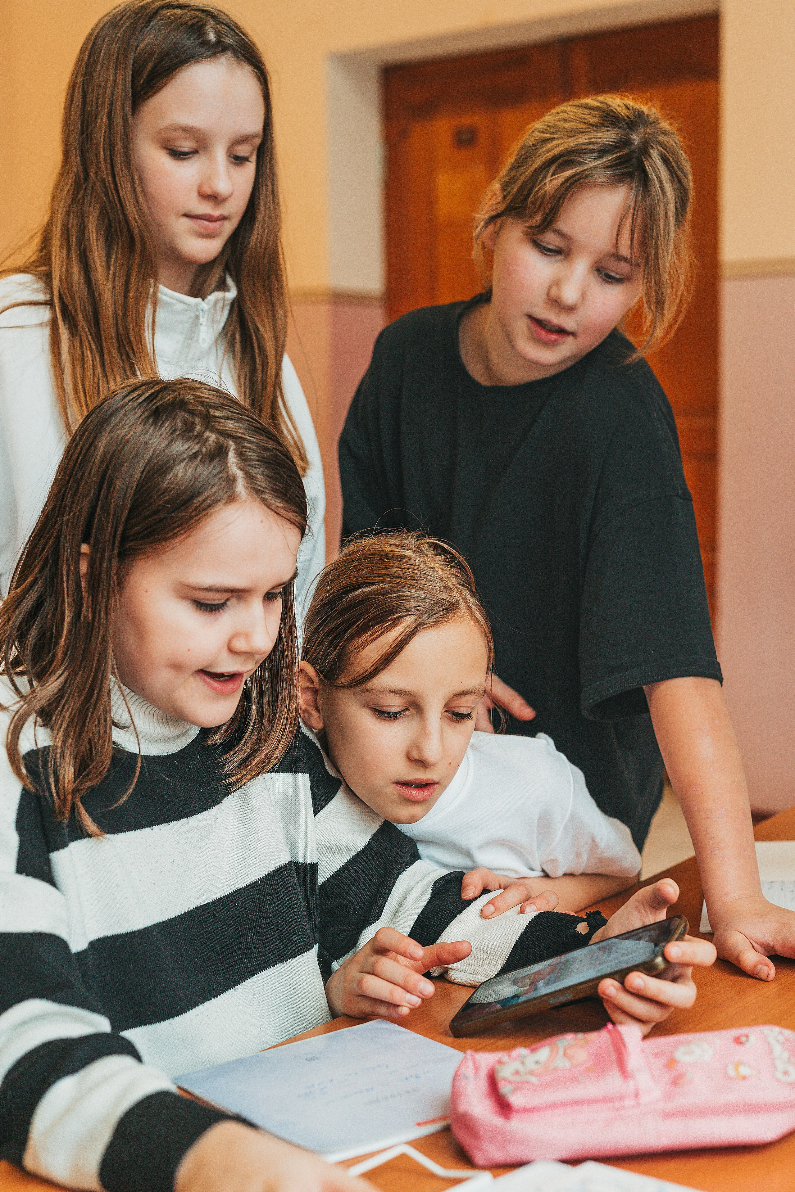 4 класс. Школьные альбомы и альбомы для детского сада. Юлия Осипова. Москва