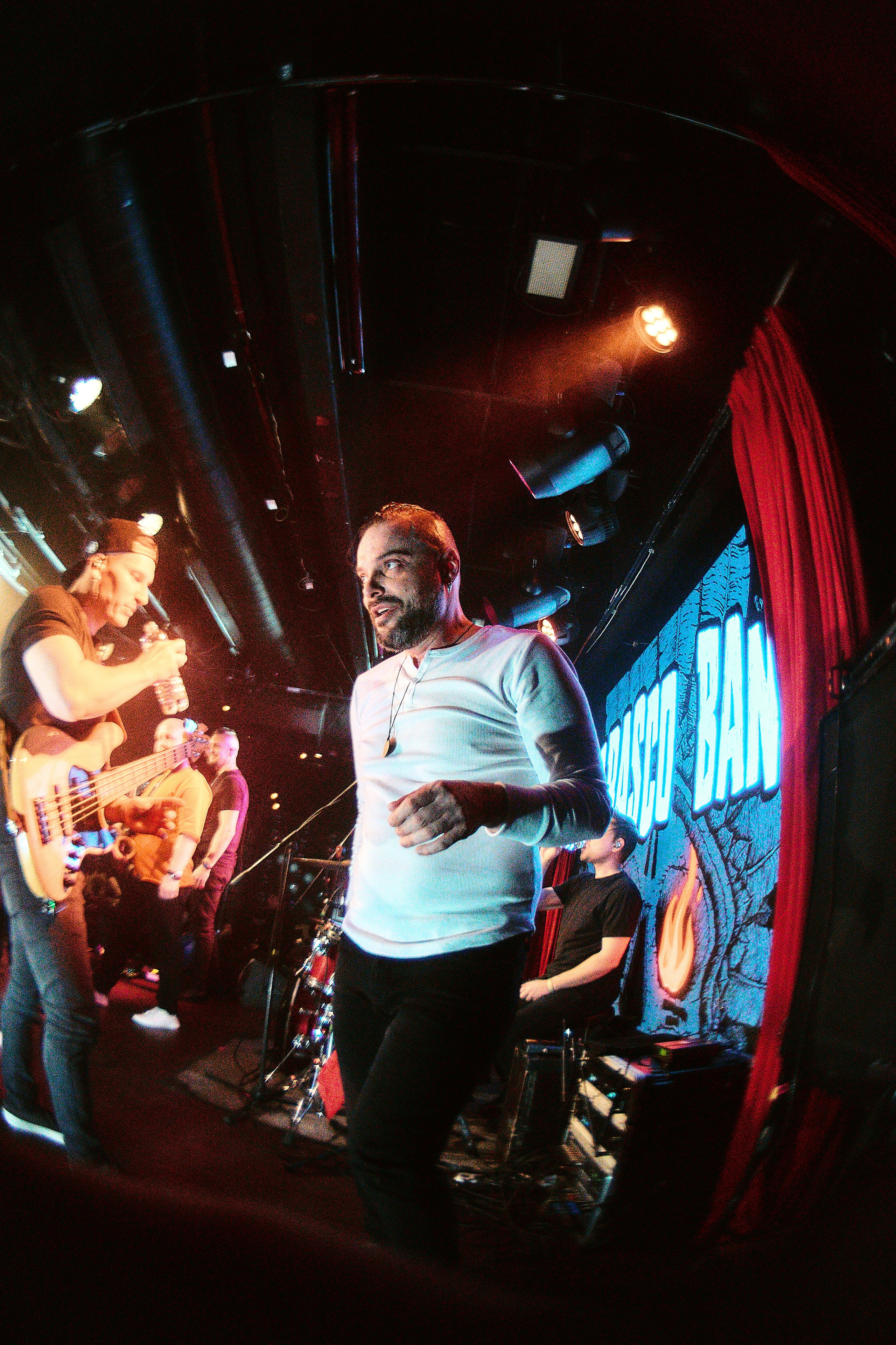 ТАБАСКО БЭНД — 16 ТОНН. Фотография для артистов