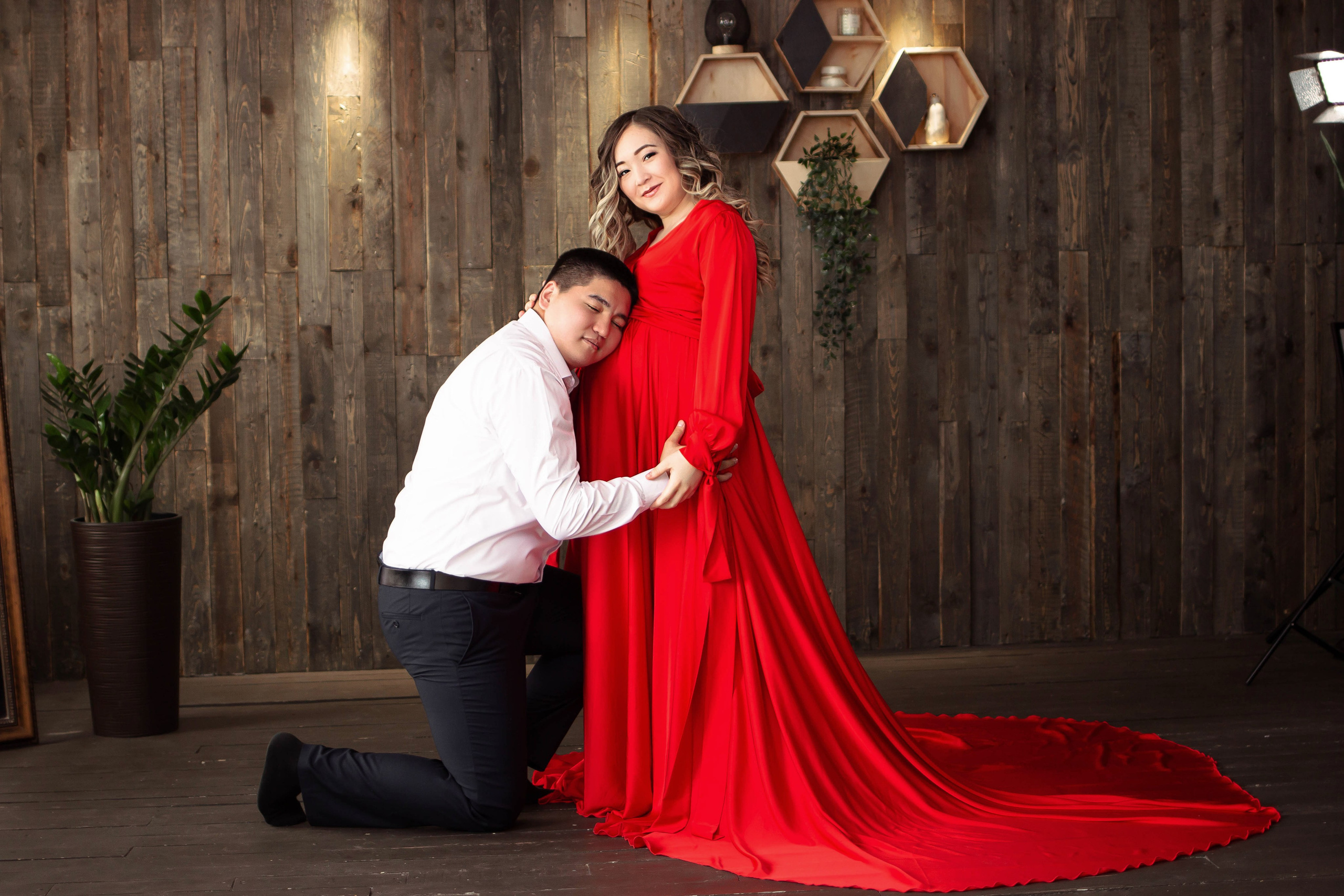 Семейная фотосессия в студии. Фотограф новорожденных в Новосибирске