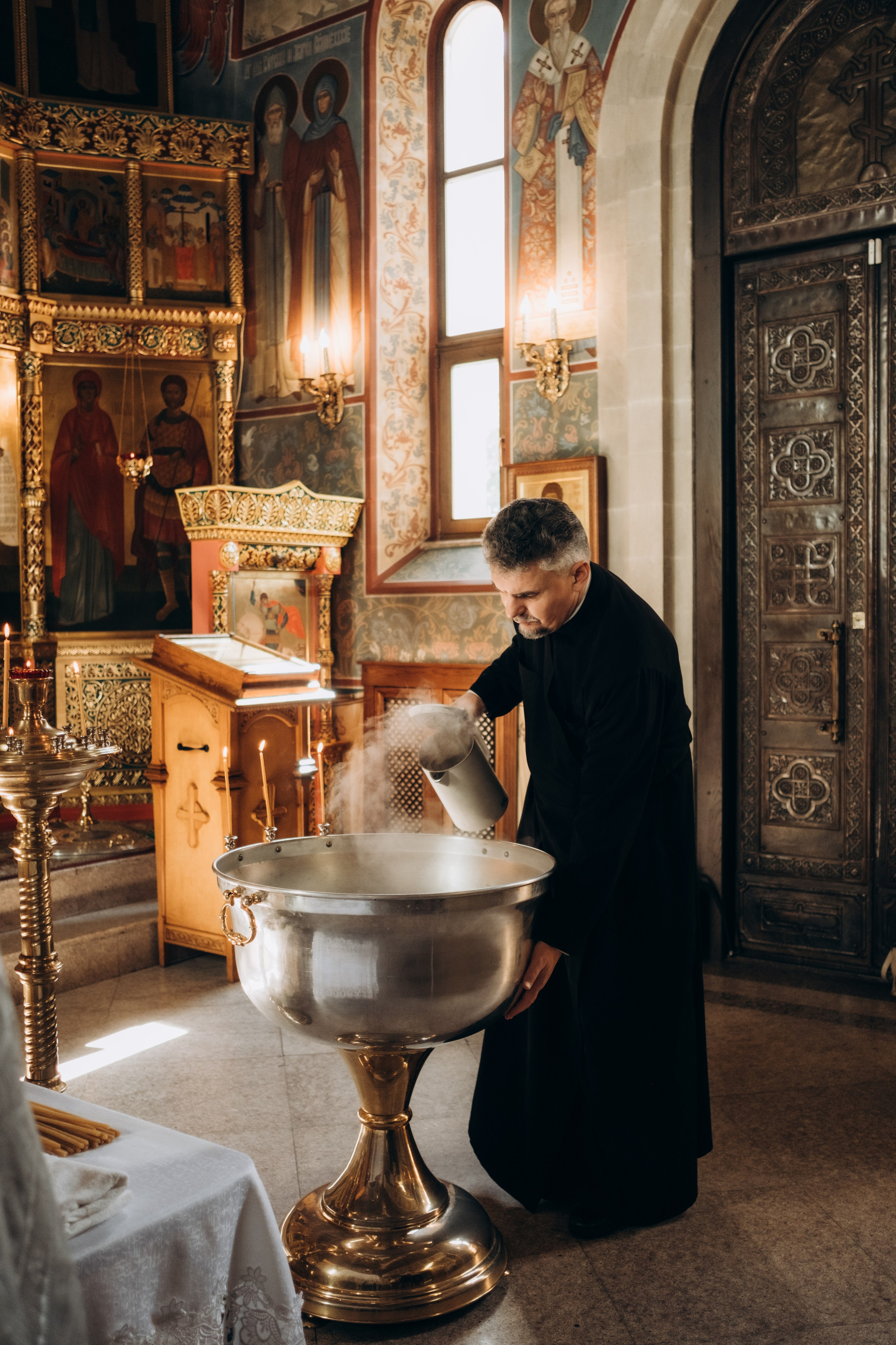 Крещение в Храме Введения во Храм ПресвятойБогородицы. Главная