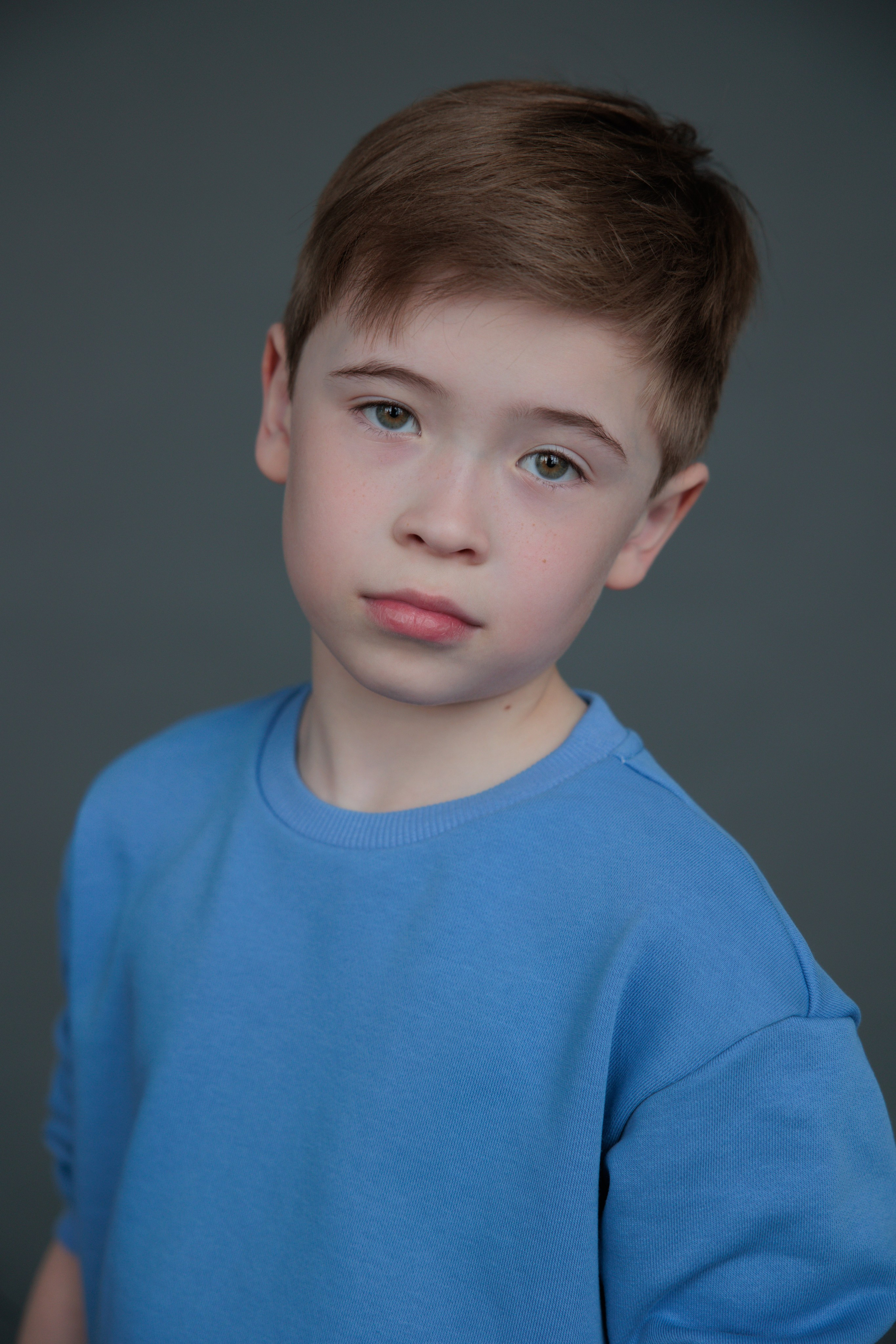 КИРИЛЛ. Я фотограф из Москвы к Вашим услугам