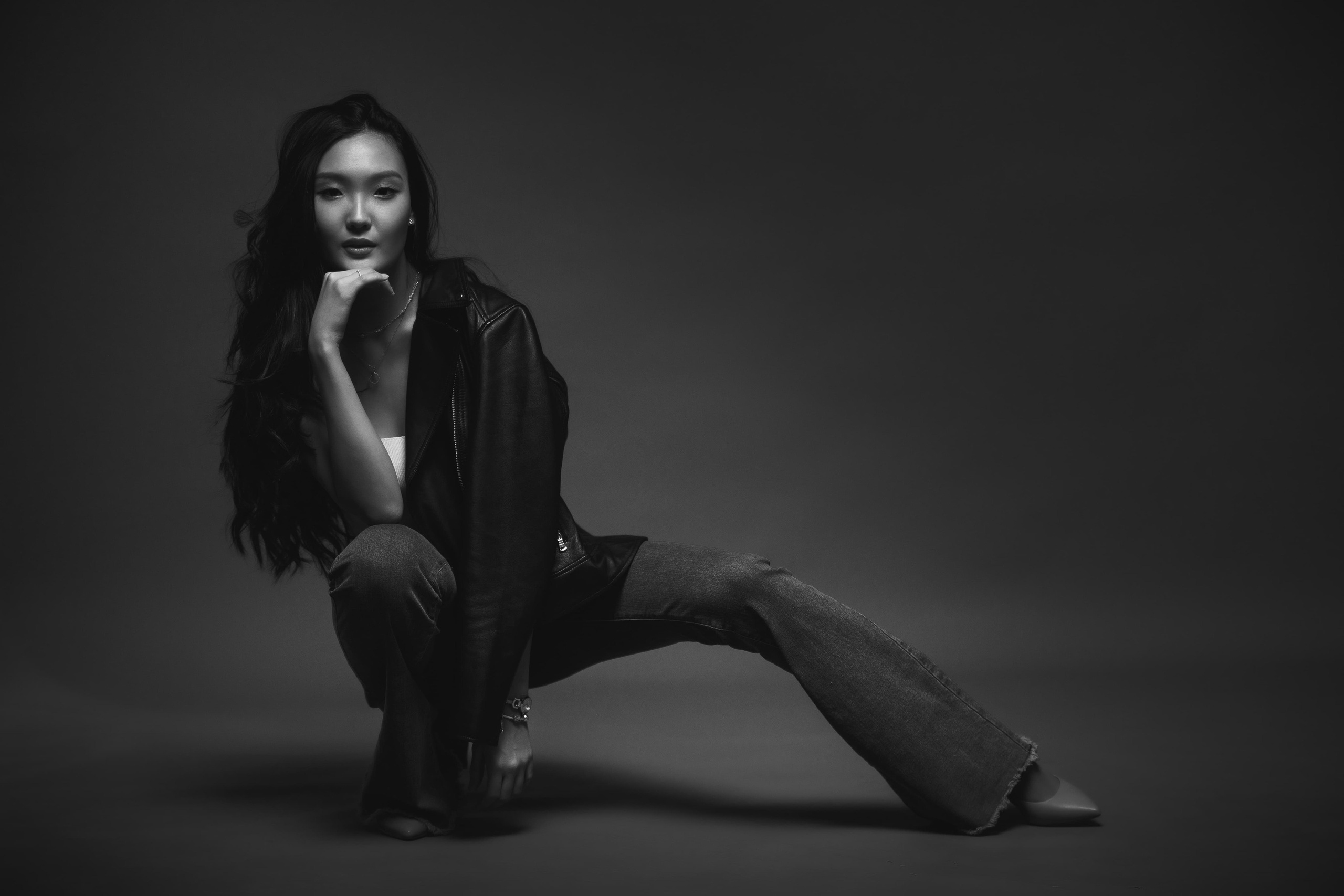 Фотостудия в Атырау | Фотограф атырау, Видео, Дрон, съемка в атырау Контент для Бизнеса»