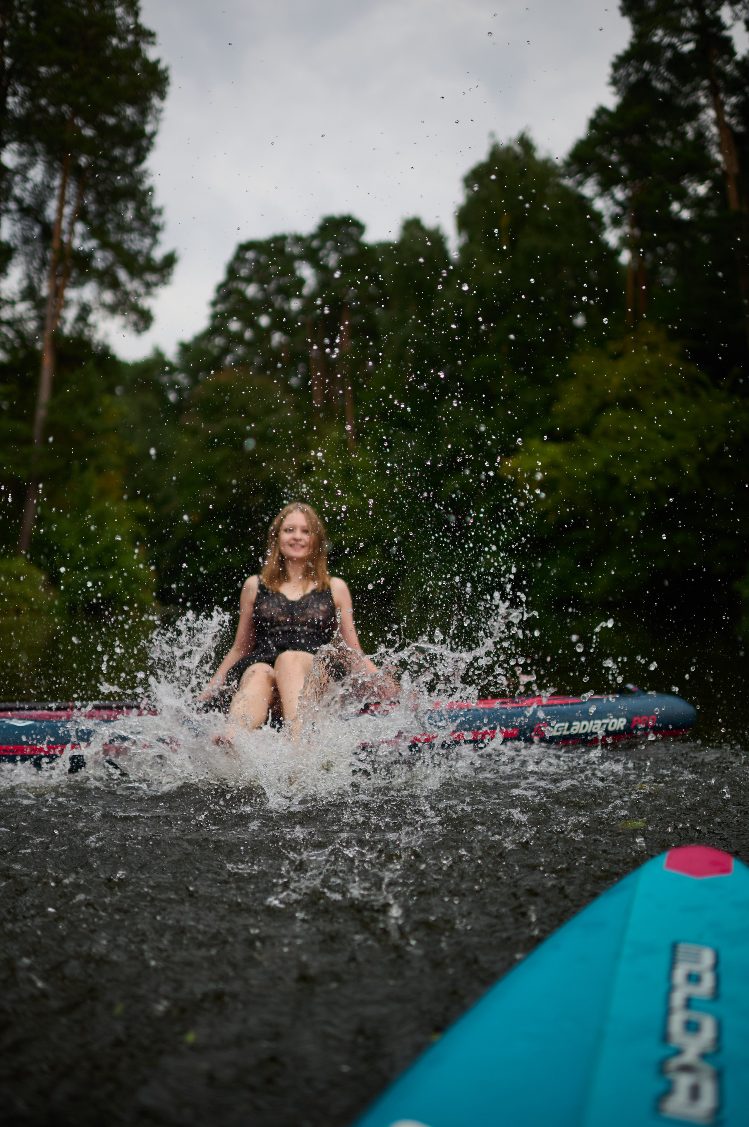 Маша. Фотосъемки на сапах, Москва. Сплавы на сапах