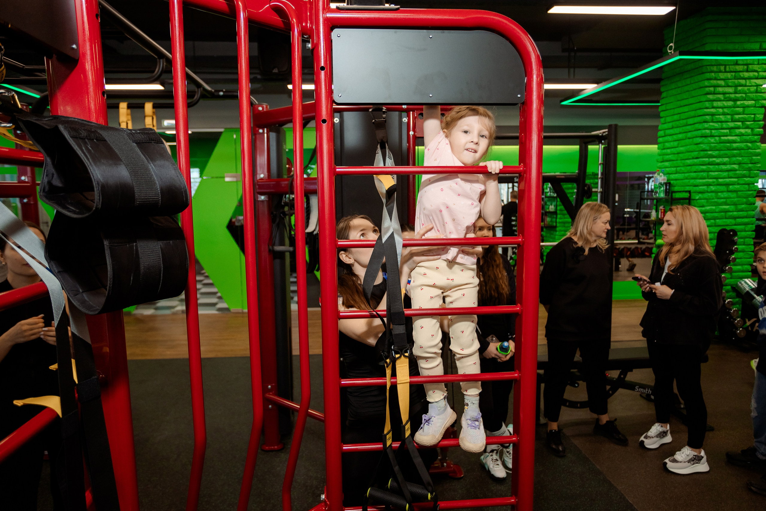 РЕПОРТАЖ: ФИТНЕСС-КЛУБ X-FIT. Профессиональный фотограф в Ижевске Леша Петров