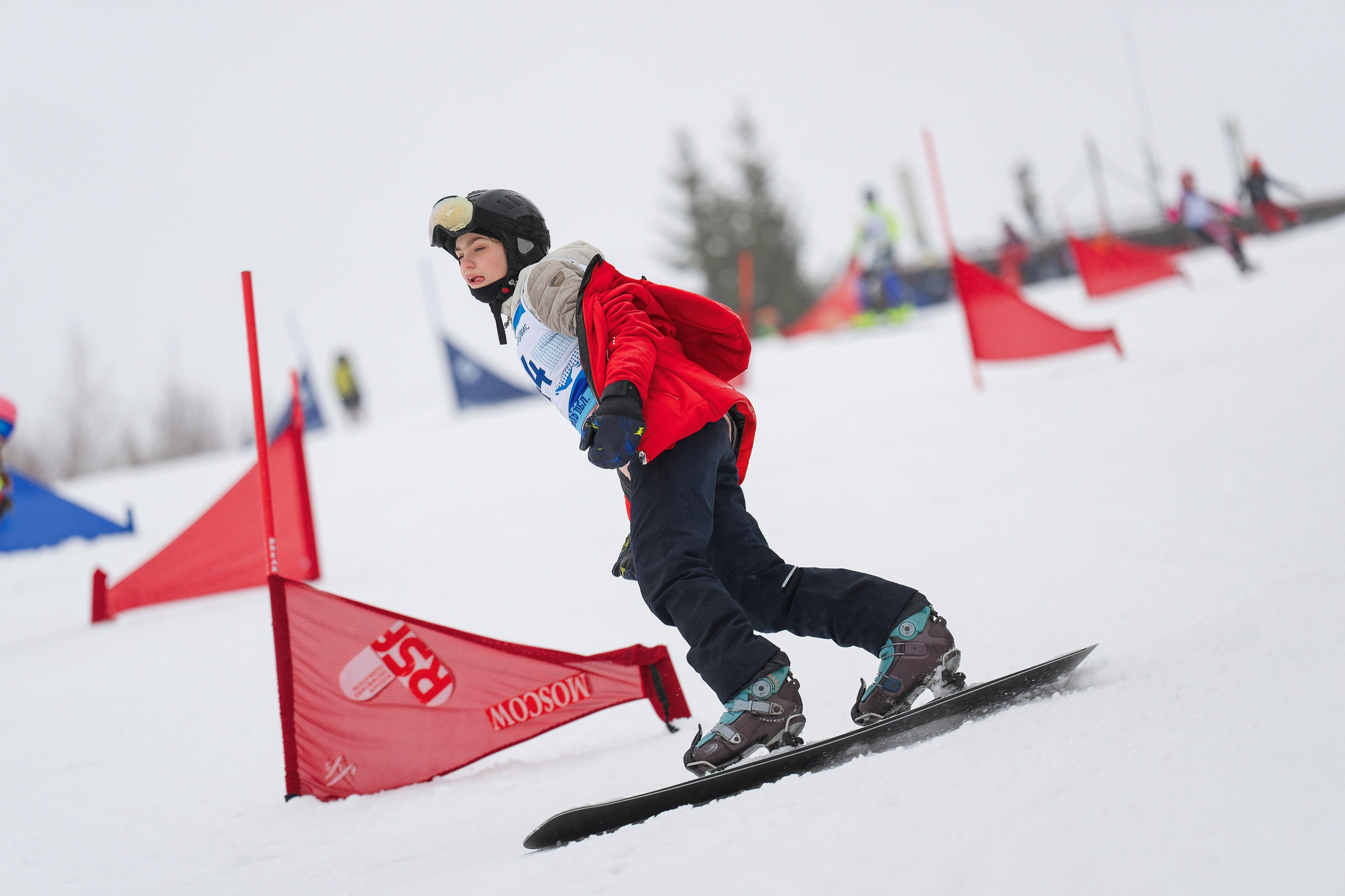 Первенство МУ ДО СШ «Шуколово» по сноуборду PSL. Фотограф Студитский Евгений