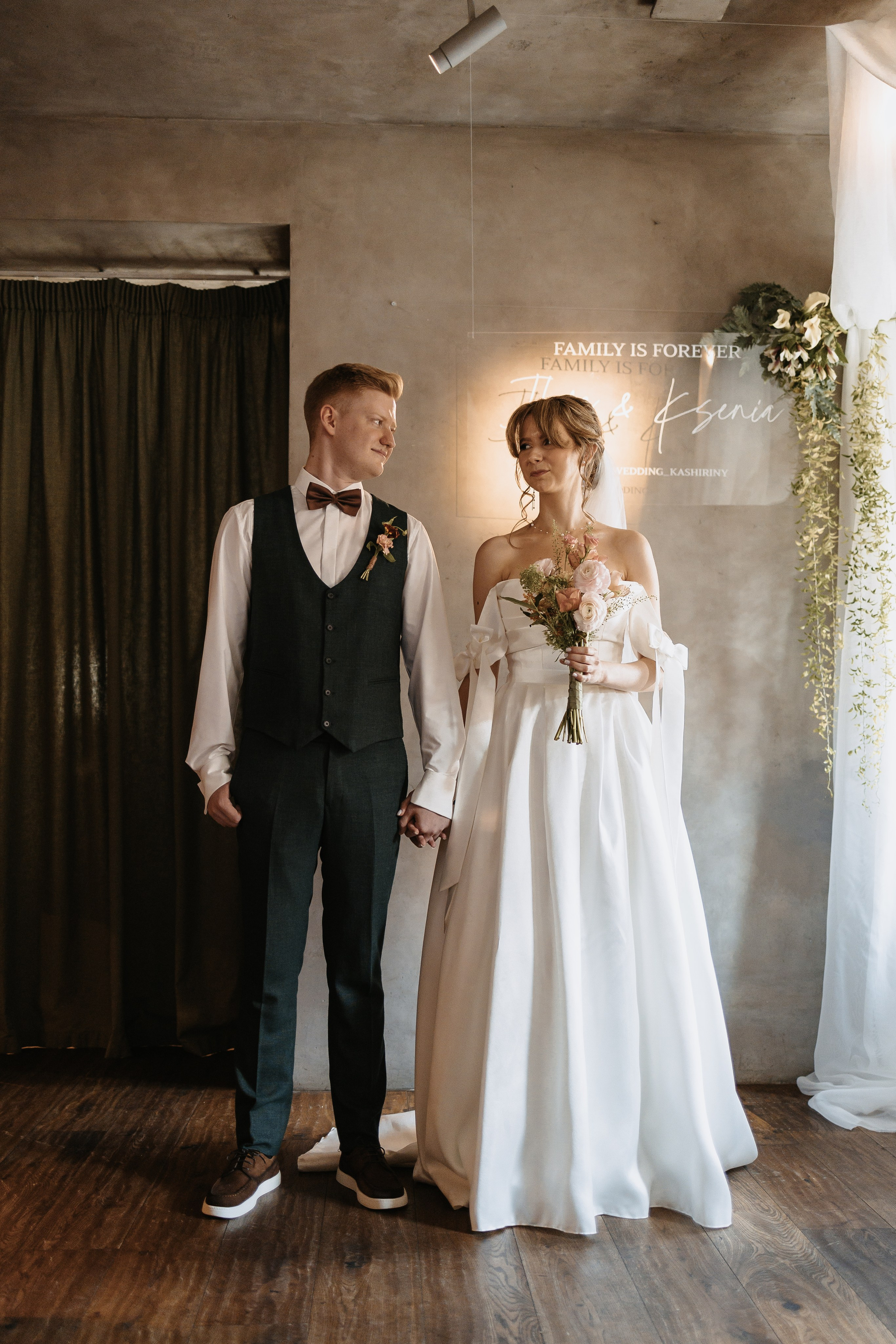 Илья и Ксюша (2024). Свадебный и семейный фотограф в Москве Яна Шувалова