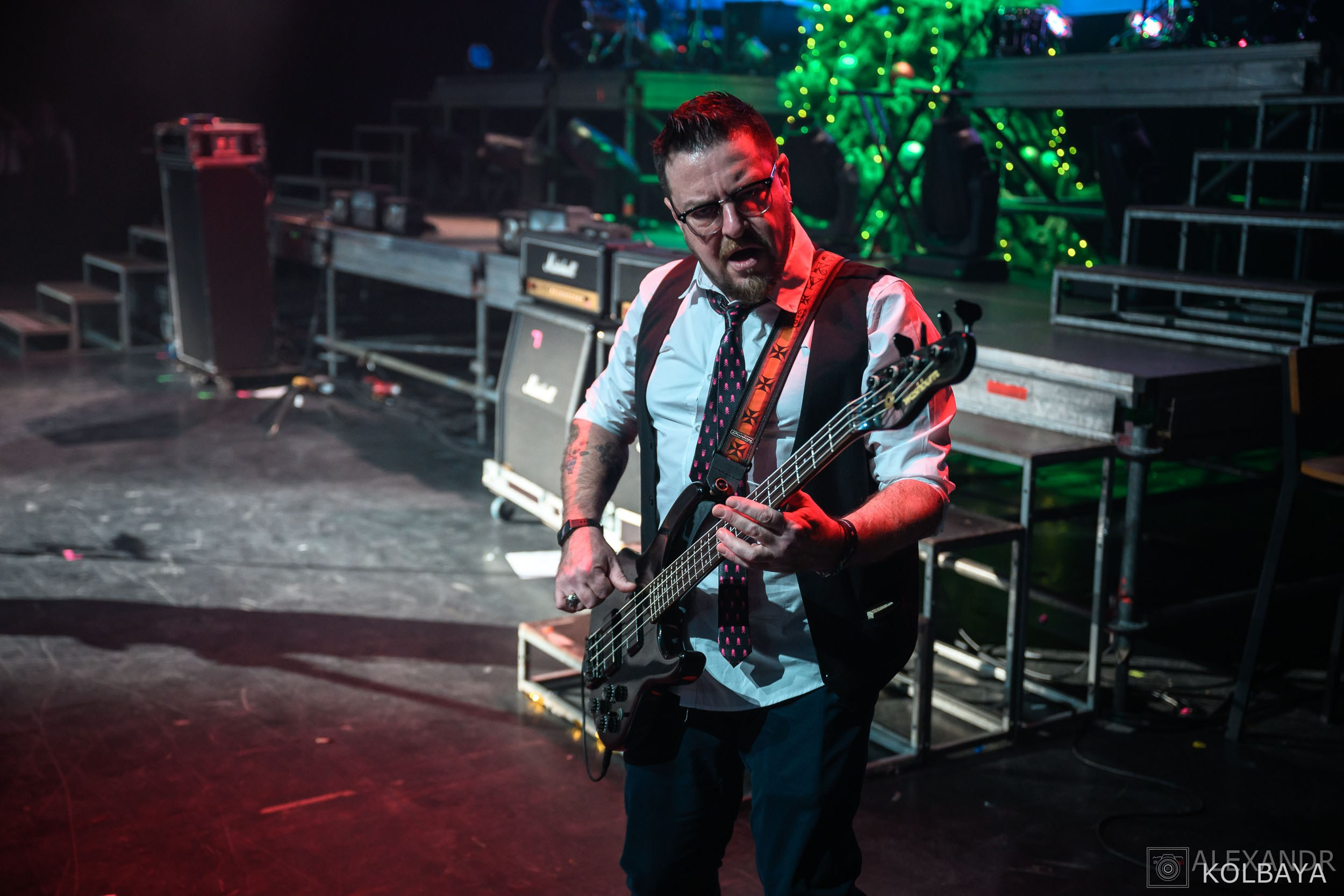 Фоторепортаж с Метал-Елки 2026. Концертный и театральный репортажный фотограф в Москве Александр Колбая