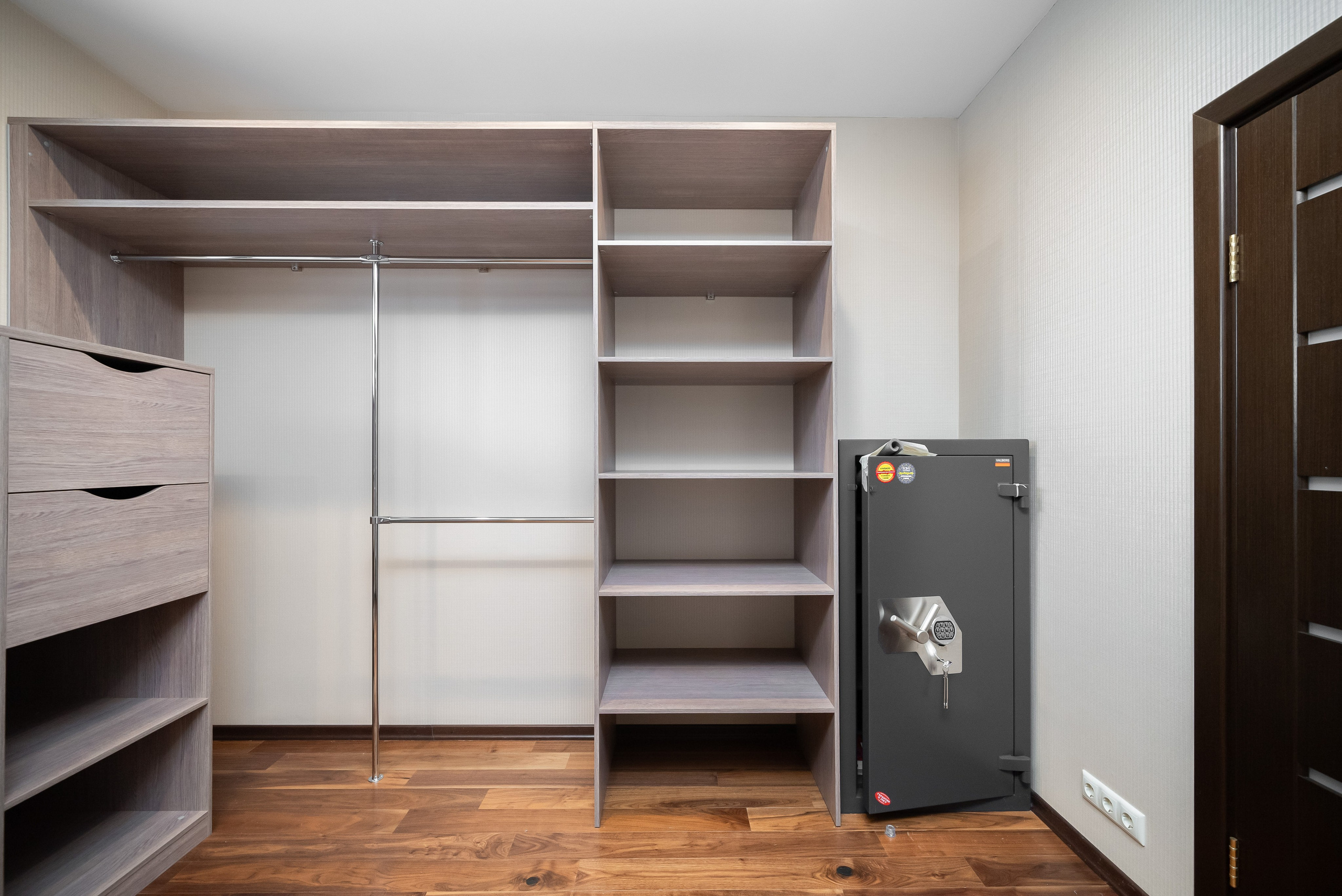 ДОМ п. АДМИРАЛ. Фото и видео-съемка Андраник Хачатурян