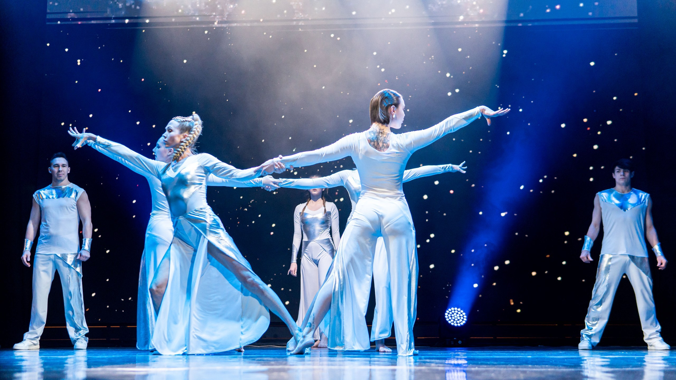 Репортажная съемка акробатического шоу