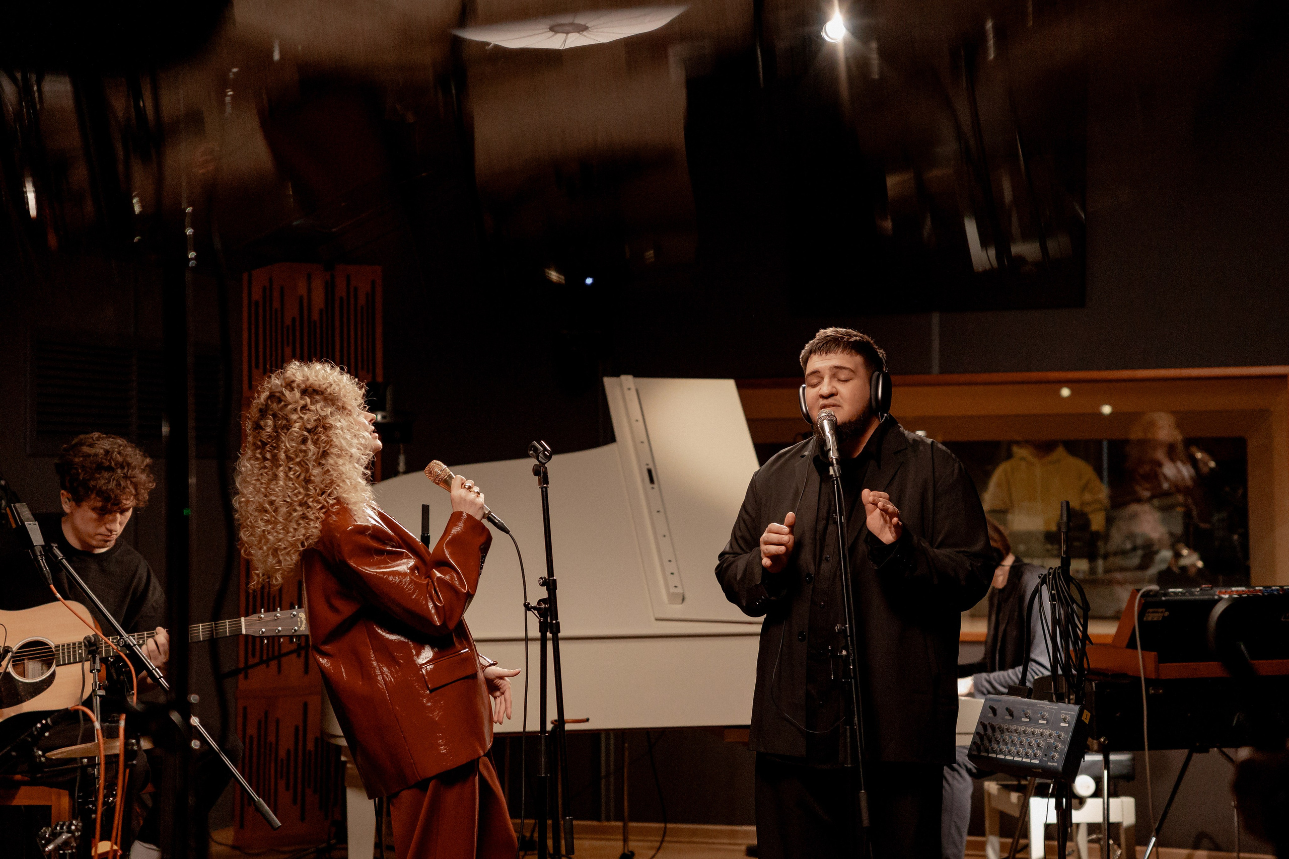 Съёмка клипа БИГГИ и Teysha. Свадебный и контент фотограф в Москве — Юлия Барно (Баранова)