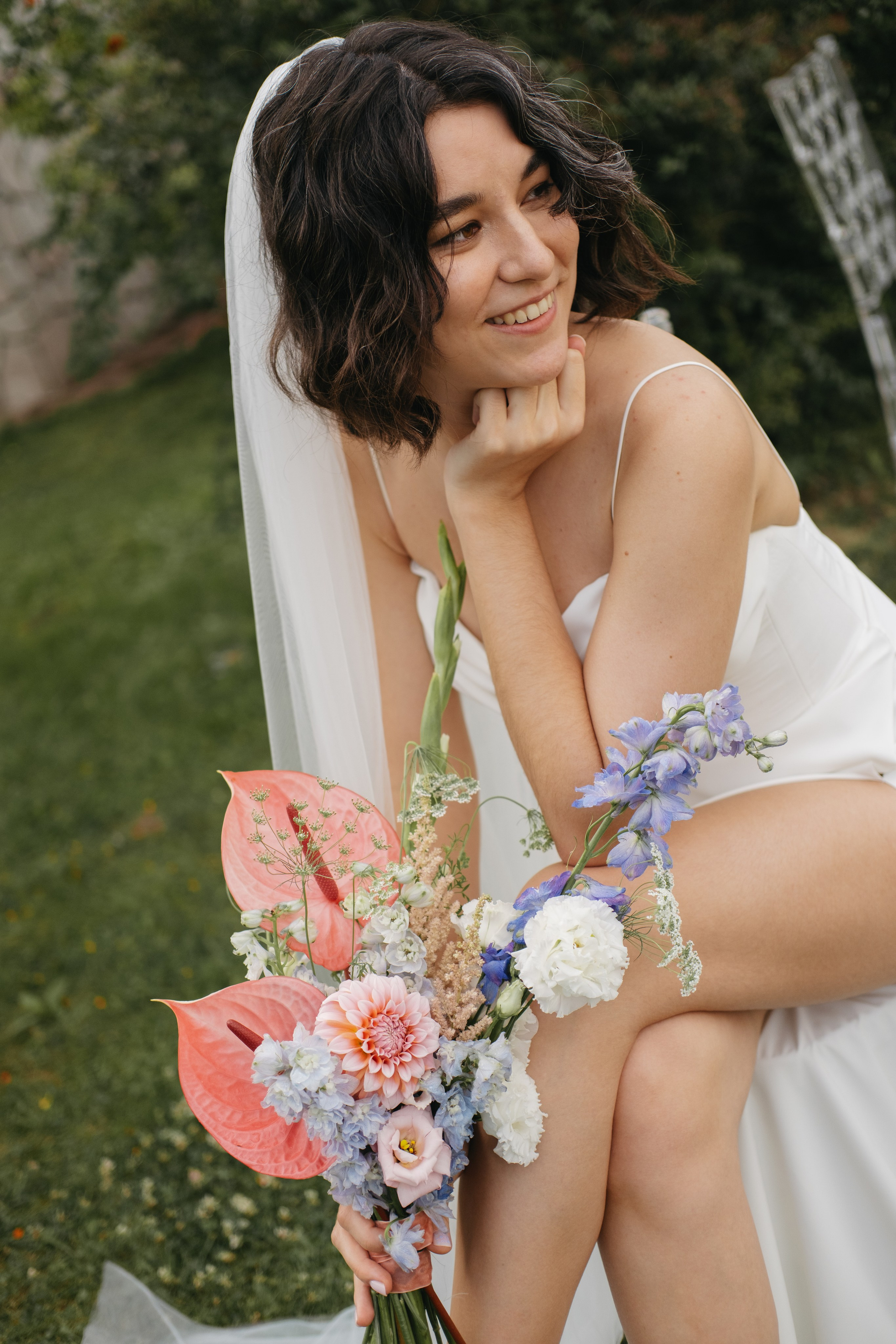 Молодые счастливые. Обо мне