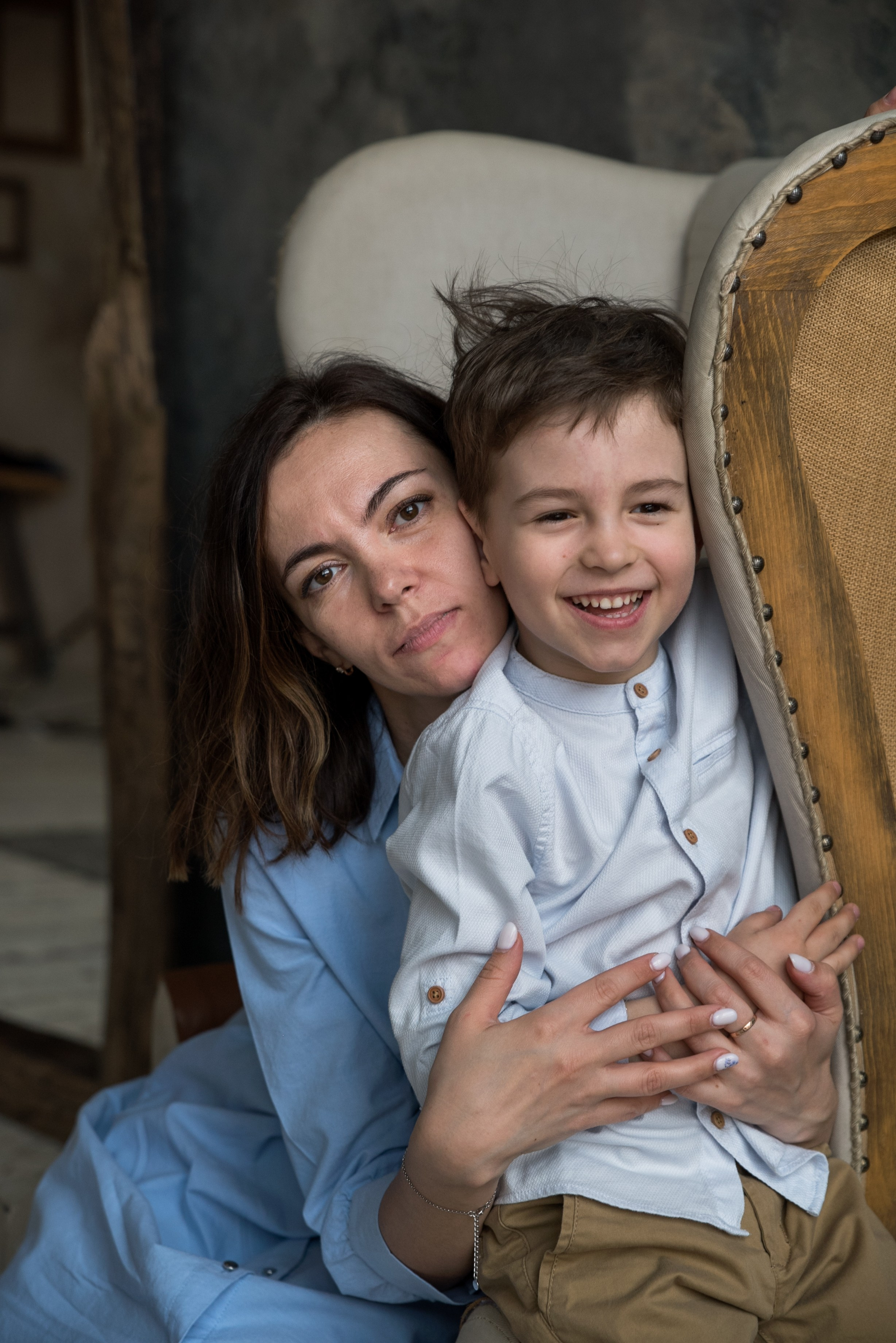 Ludmila and Alex. Anastasiia Antoniuk portrait, family and couple photographer, Portugal